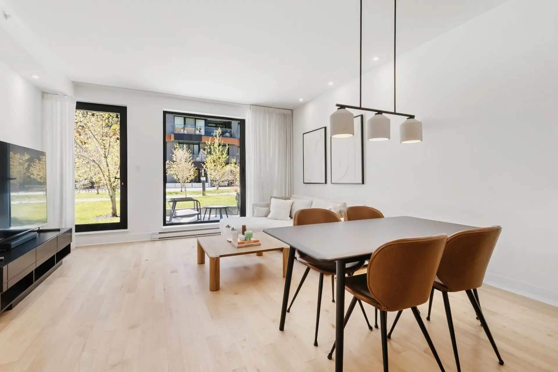 42 Rue du Square-Sir-George-Étienne-Cartier, # 116 — photo 2