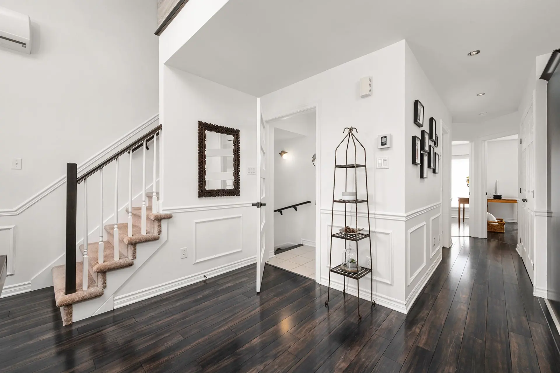 2097 Rue des Crocus — photo 3