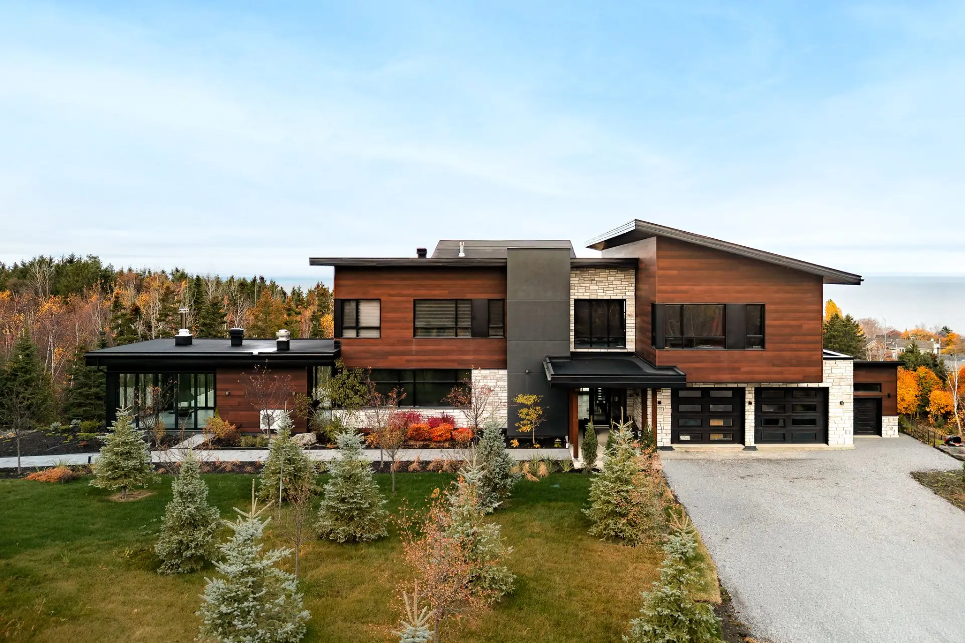 898 Rue D'Youville, Rimouski — photo 1