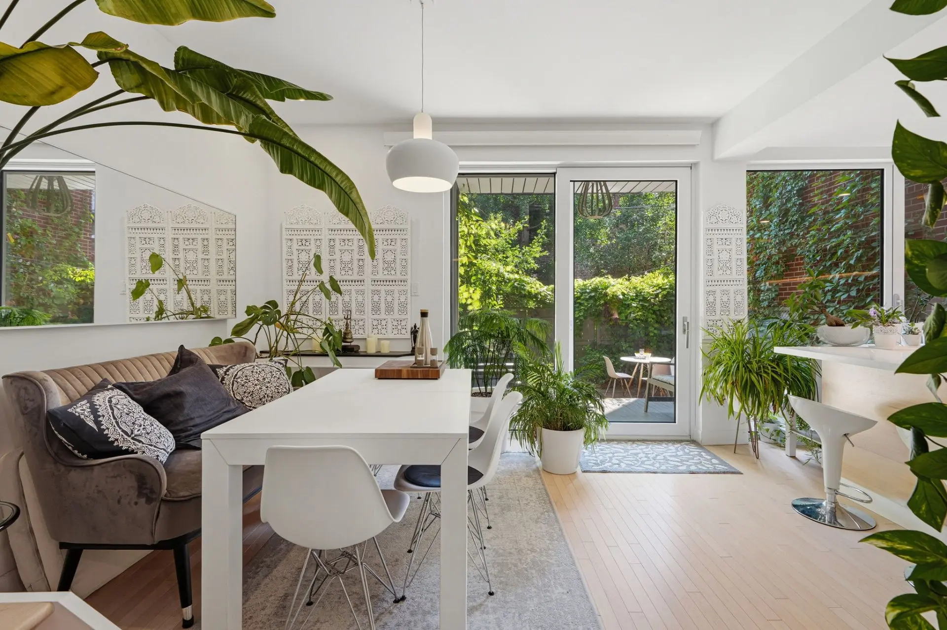 5622 Av. de l'Esplanade — photo 3