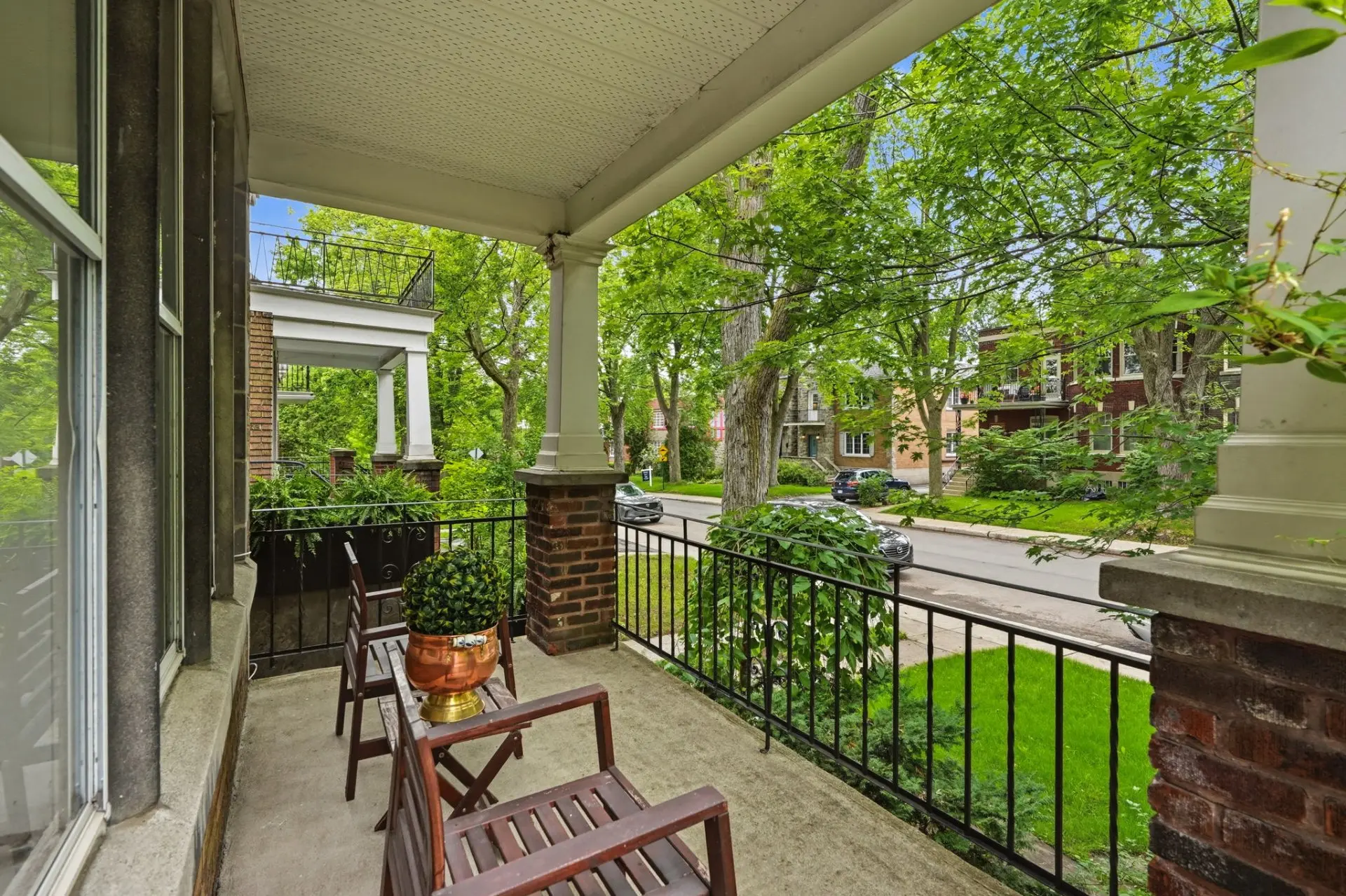 940 Av. Pratt — photo 2