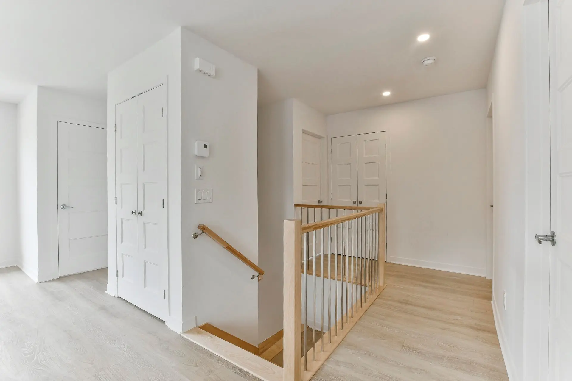631 3e Avenue — photo 3