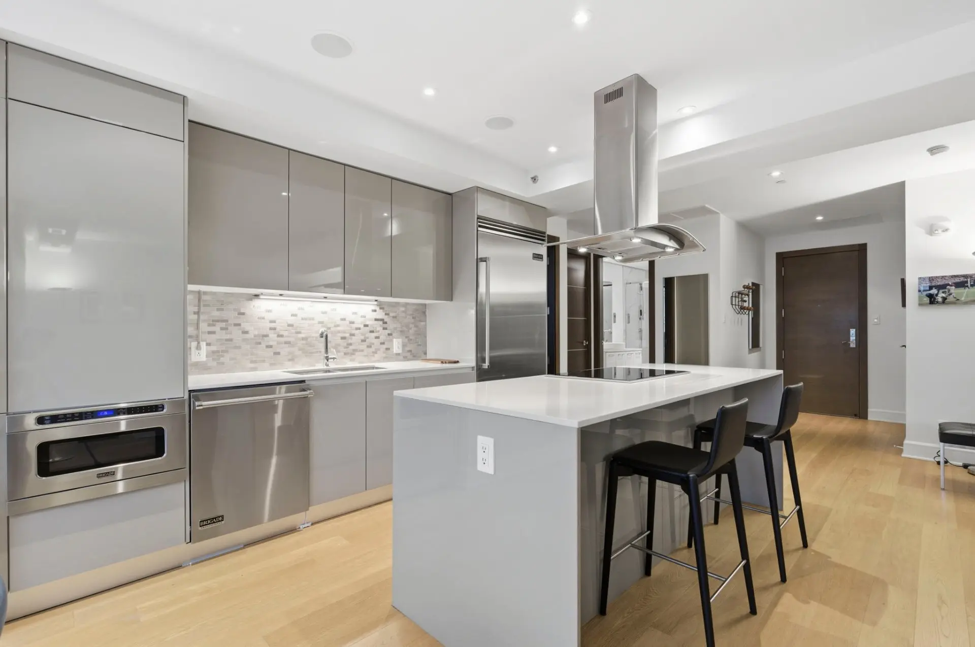 1420 Rue Sherbrooke O., # 1004 — photo 1