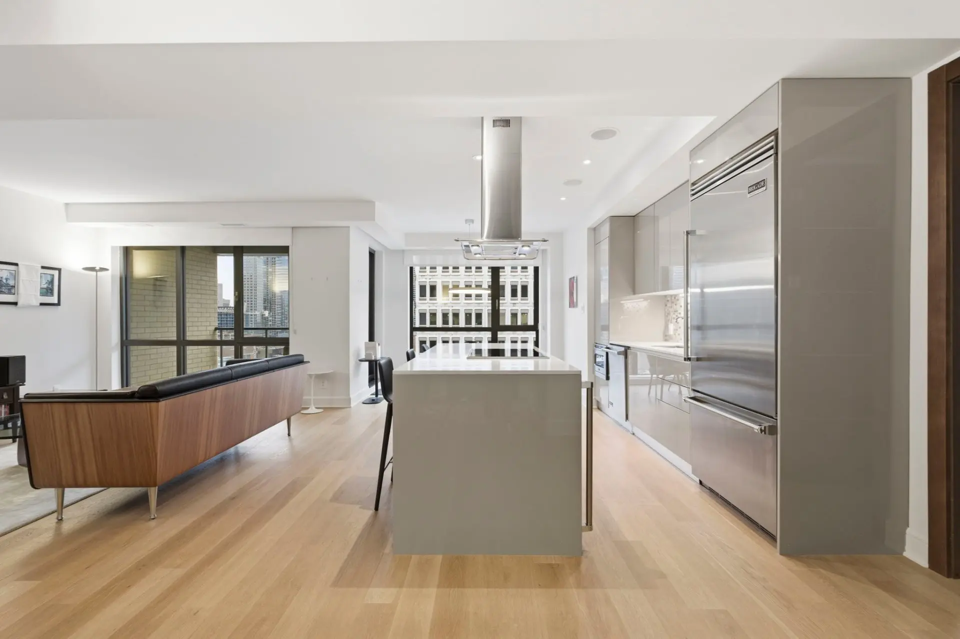 1420 Rue Sherbrooke O., # 1004 — photo 3