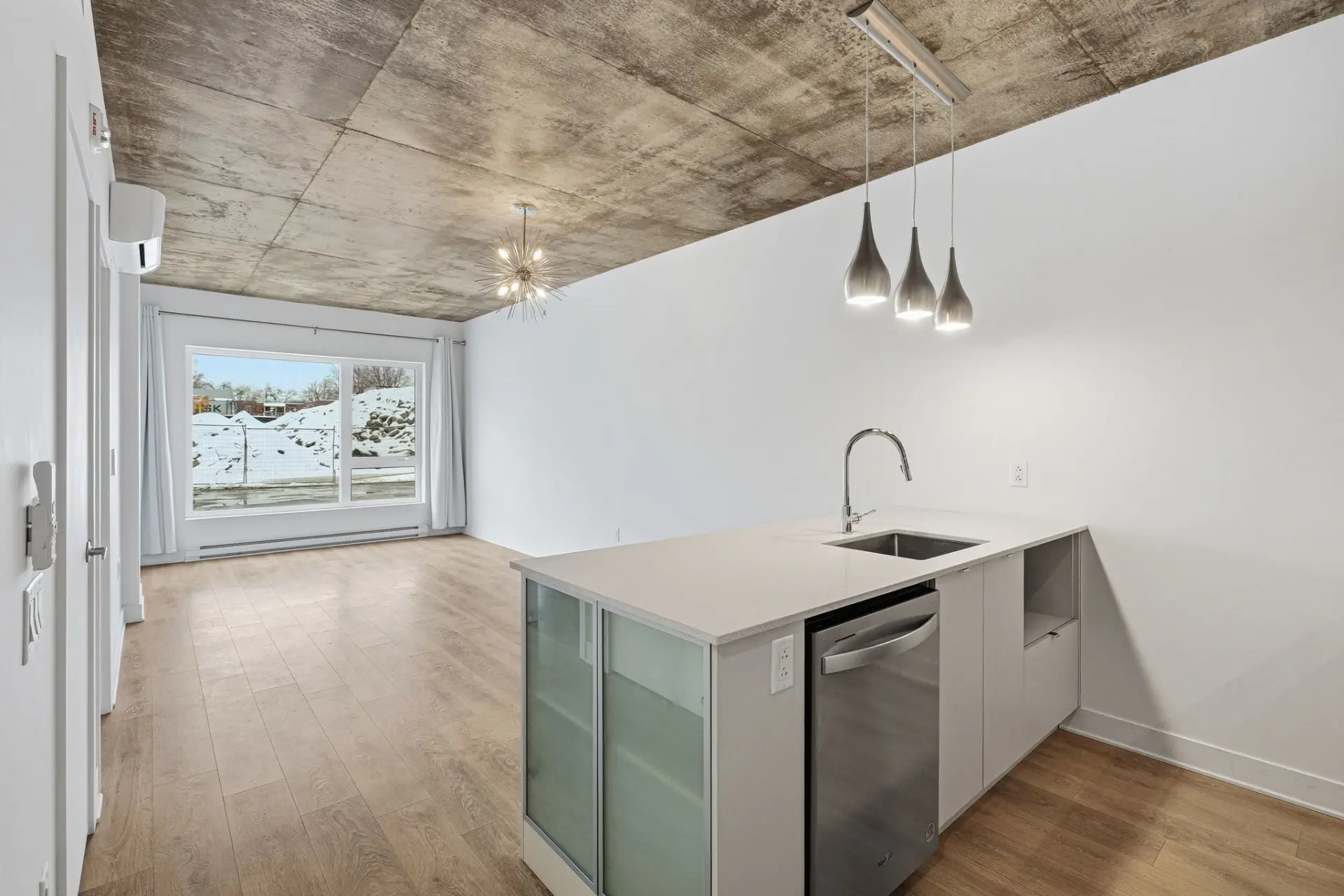 9280 Av. Dubuisson, # 107 — photo 2