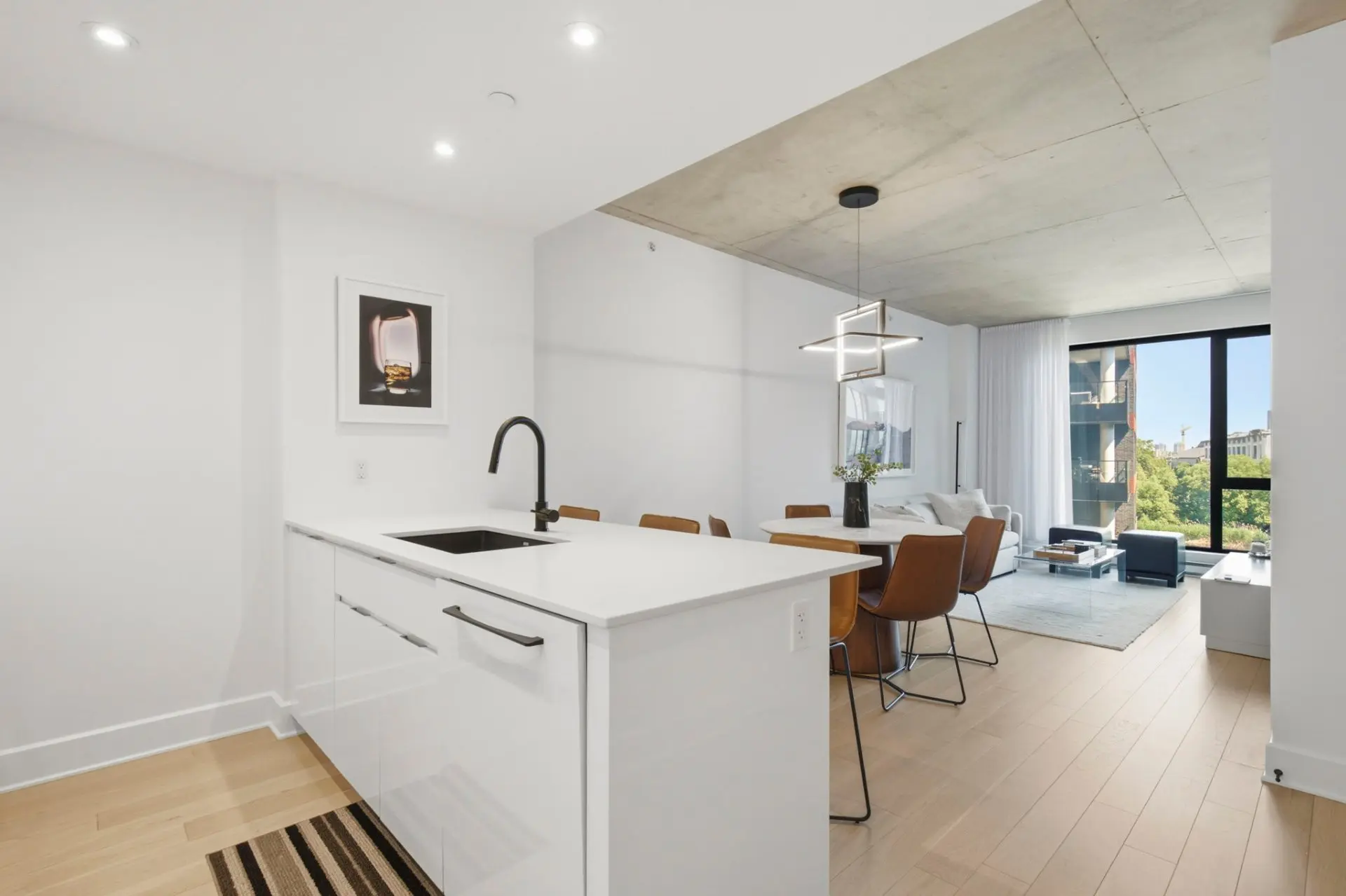 38 Rue du Square-Sir-George-Étienne-Cartier, # 420 — photo 3