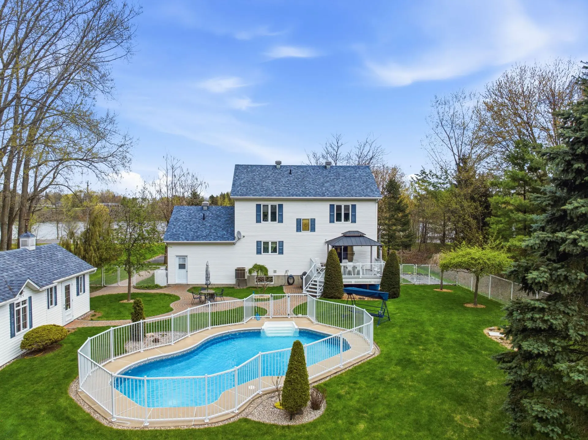 3270 Ch. Ste-Thérèse, Carignan — photo 3