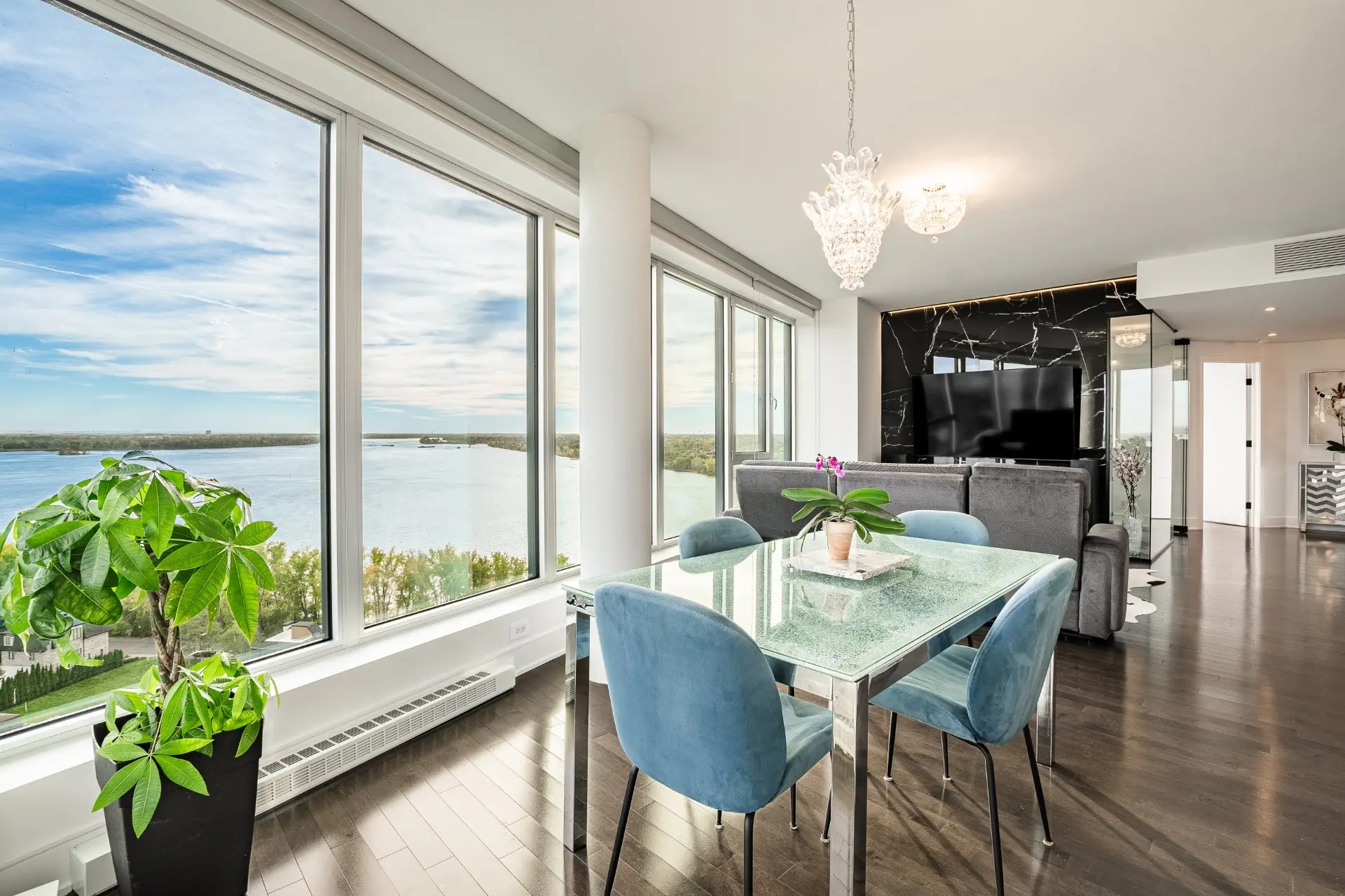 100 Rue André-Prévost, # 1604 — photo 1