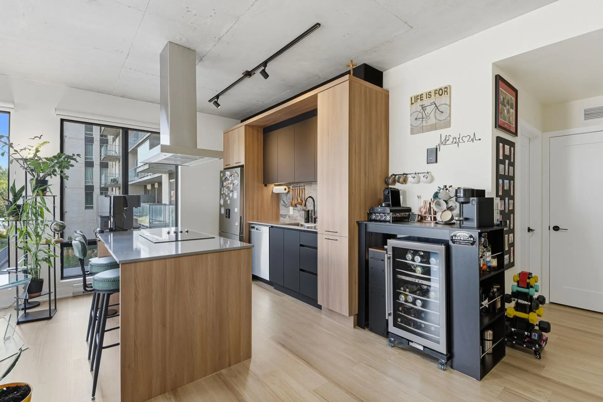 2151 Rue Léger, # 201 — photo 2
