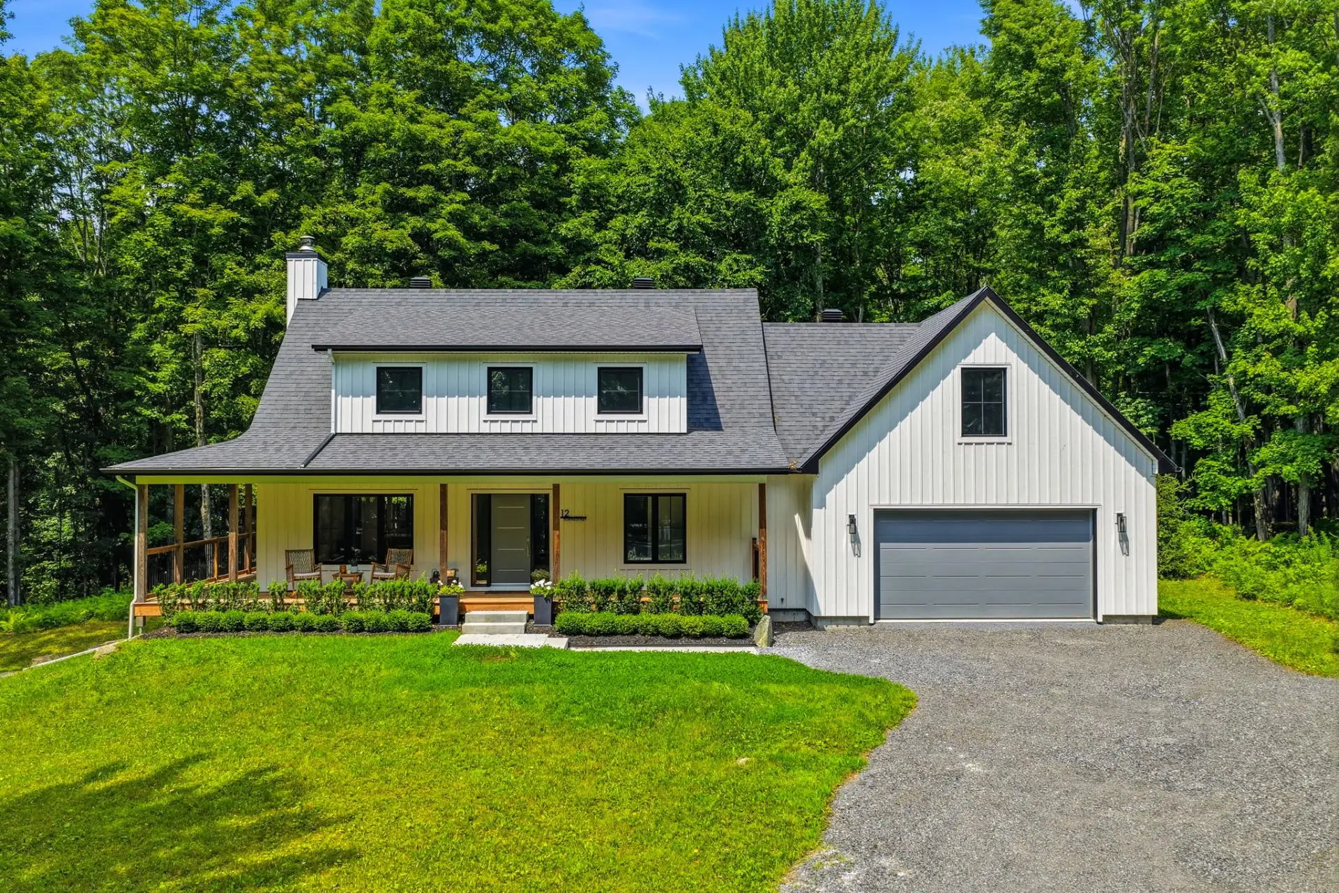 12 Ch. de la Baie-Robinson, Lac-Brome — photo 1