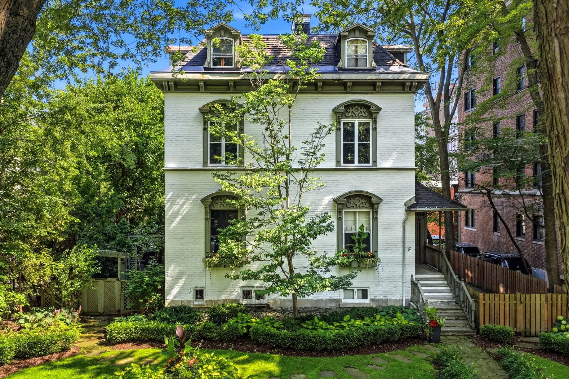 5 Av. Rosemount, Westmount — photo 1