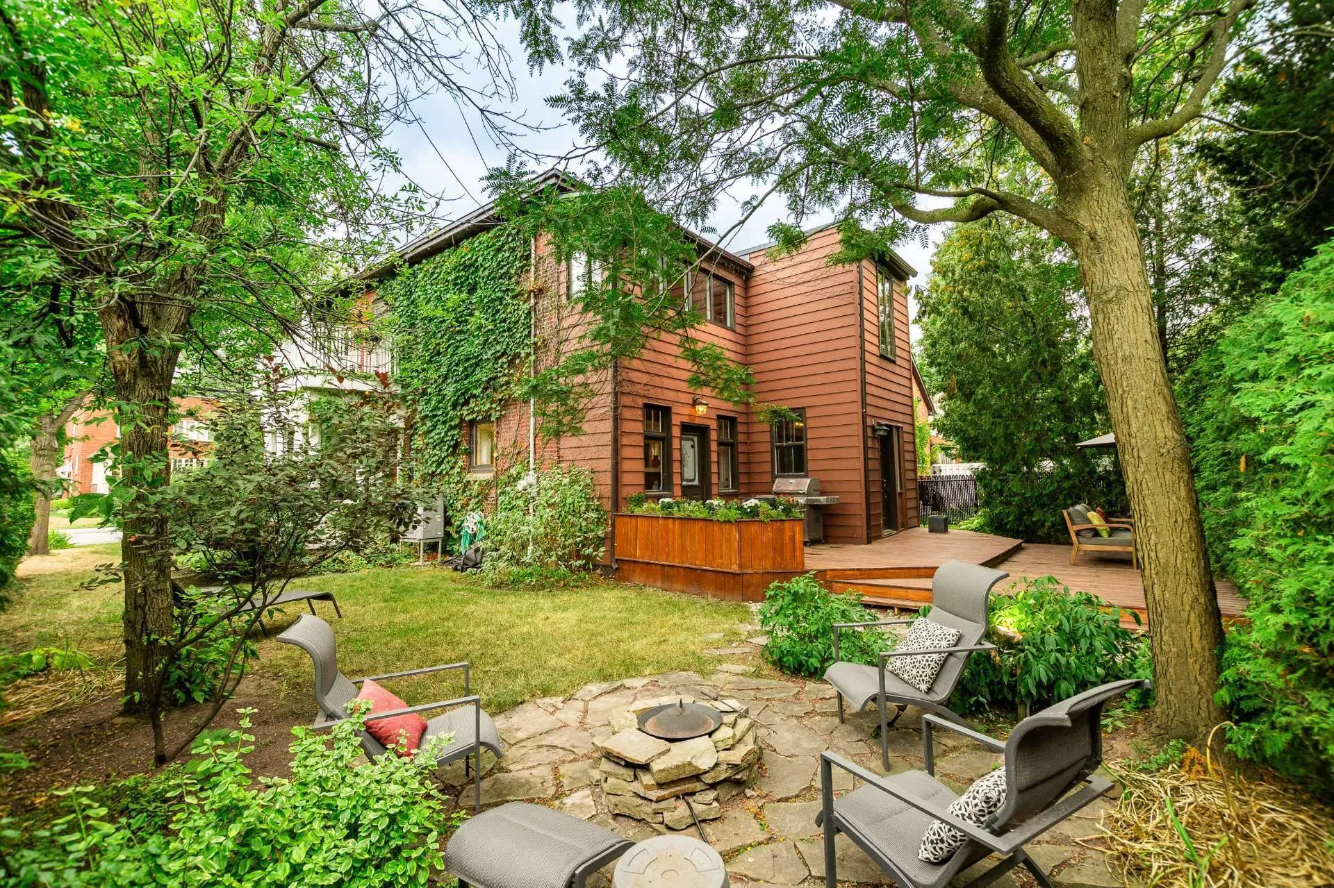 109 Rue du Prince-Arthur, Saint-Lambert — photo 2