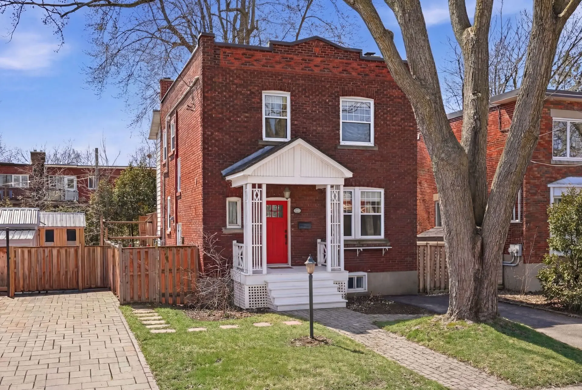 521 Av. Pine, Saint-Lambert — photo 1