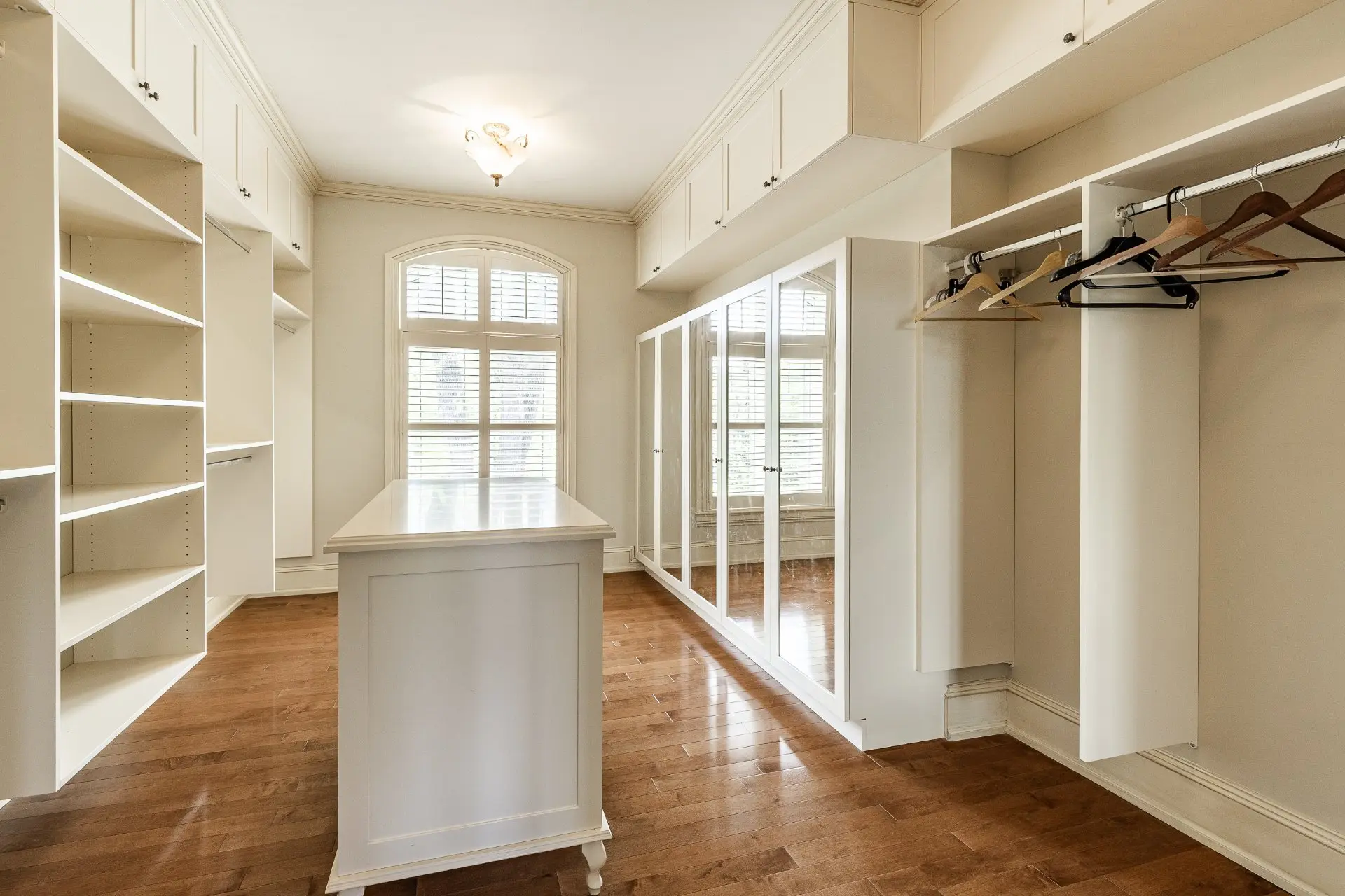 Walk-in closet