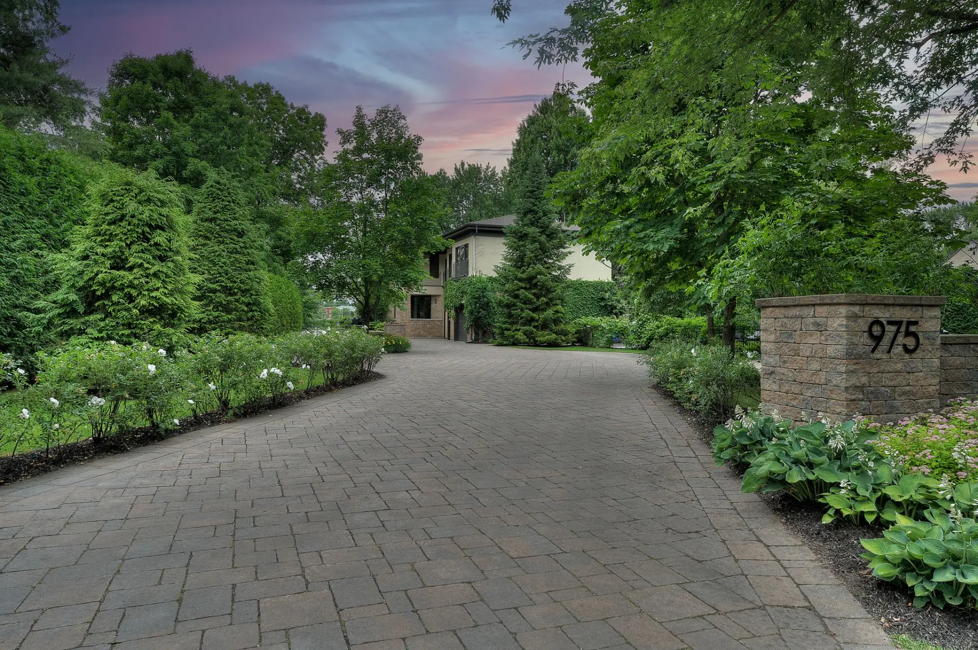 975 Rue Riverview, Otterburn Park — photo 1