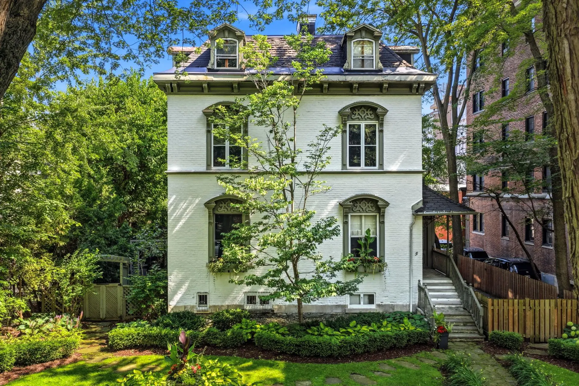 5 Av. Rosemount, Westmount — photo 1
