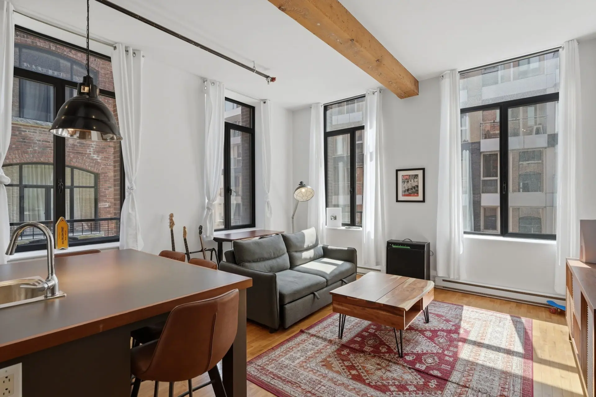 1015 Rue William, # 201 — photo 1