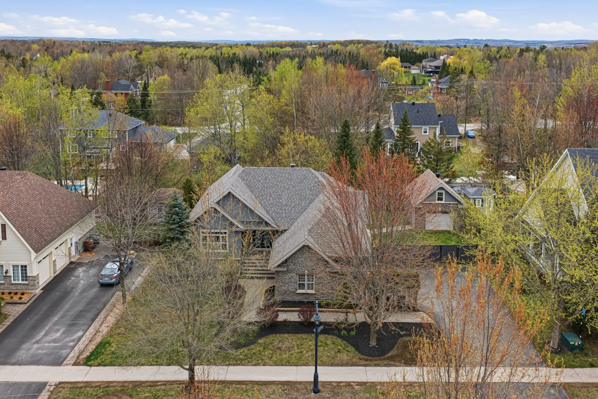 2643 Rue Honoré-De Balzac — photo 2