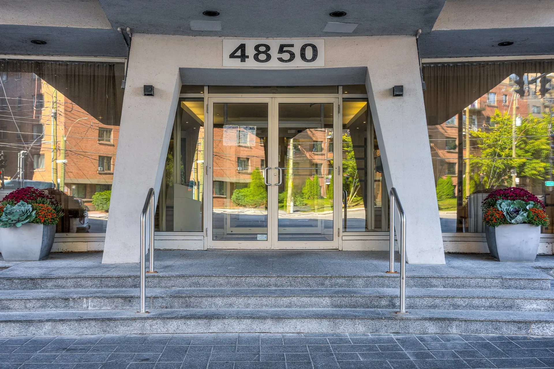 4850 Ch. de la Côte-St-Luc, # 73 — photo 3