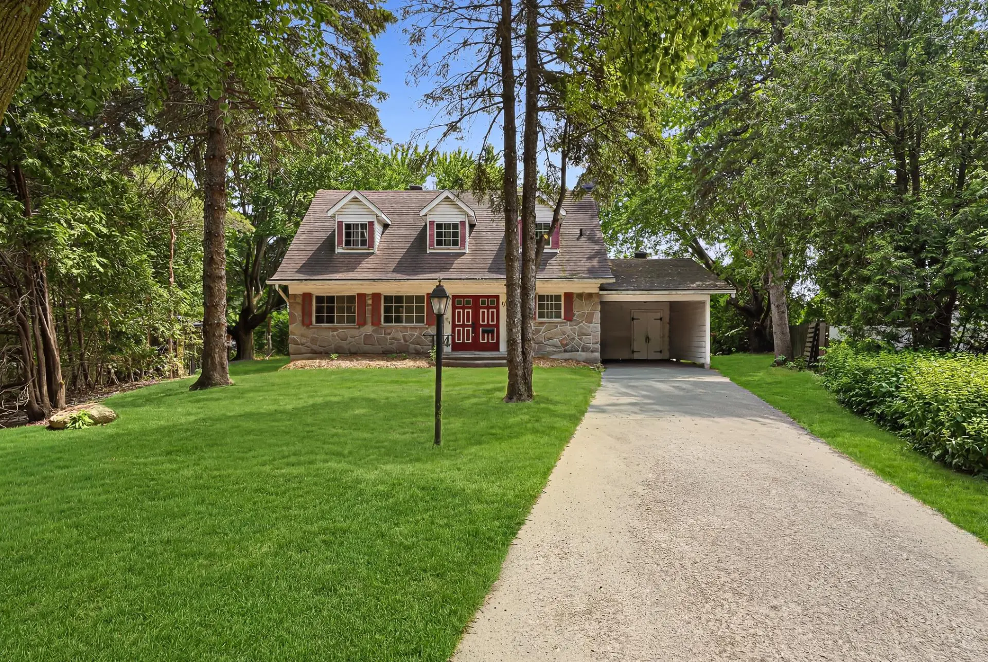 34 Av. Balzac, Candiac — photo 1