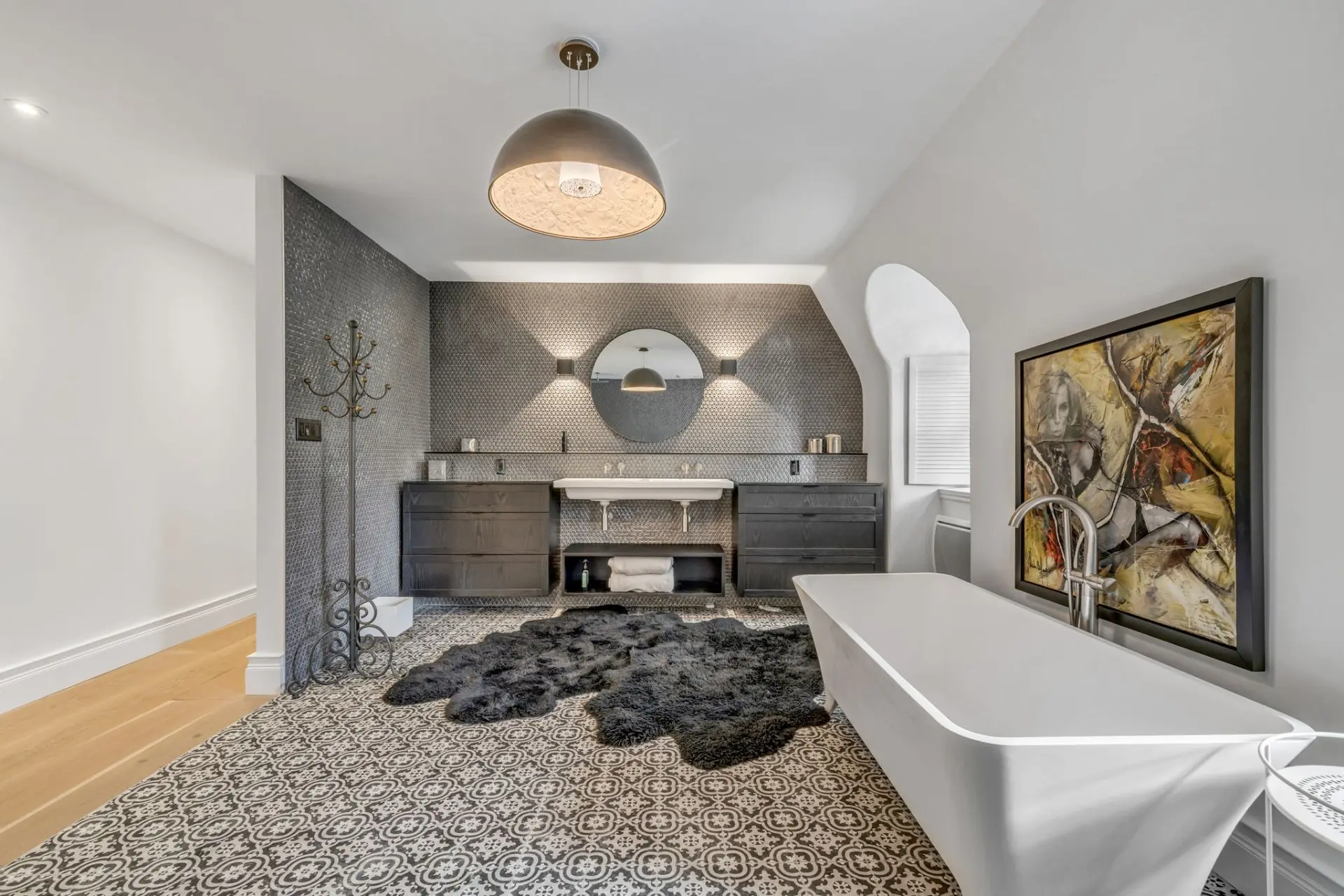 Ensuite bathroom