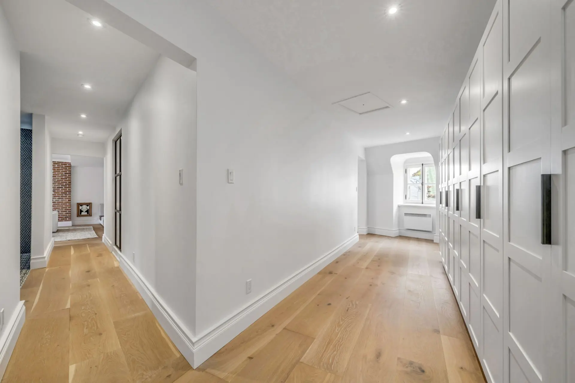 Walk-in closet