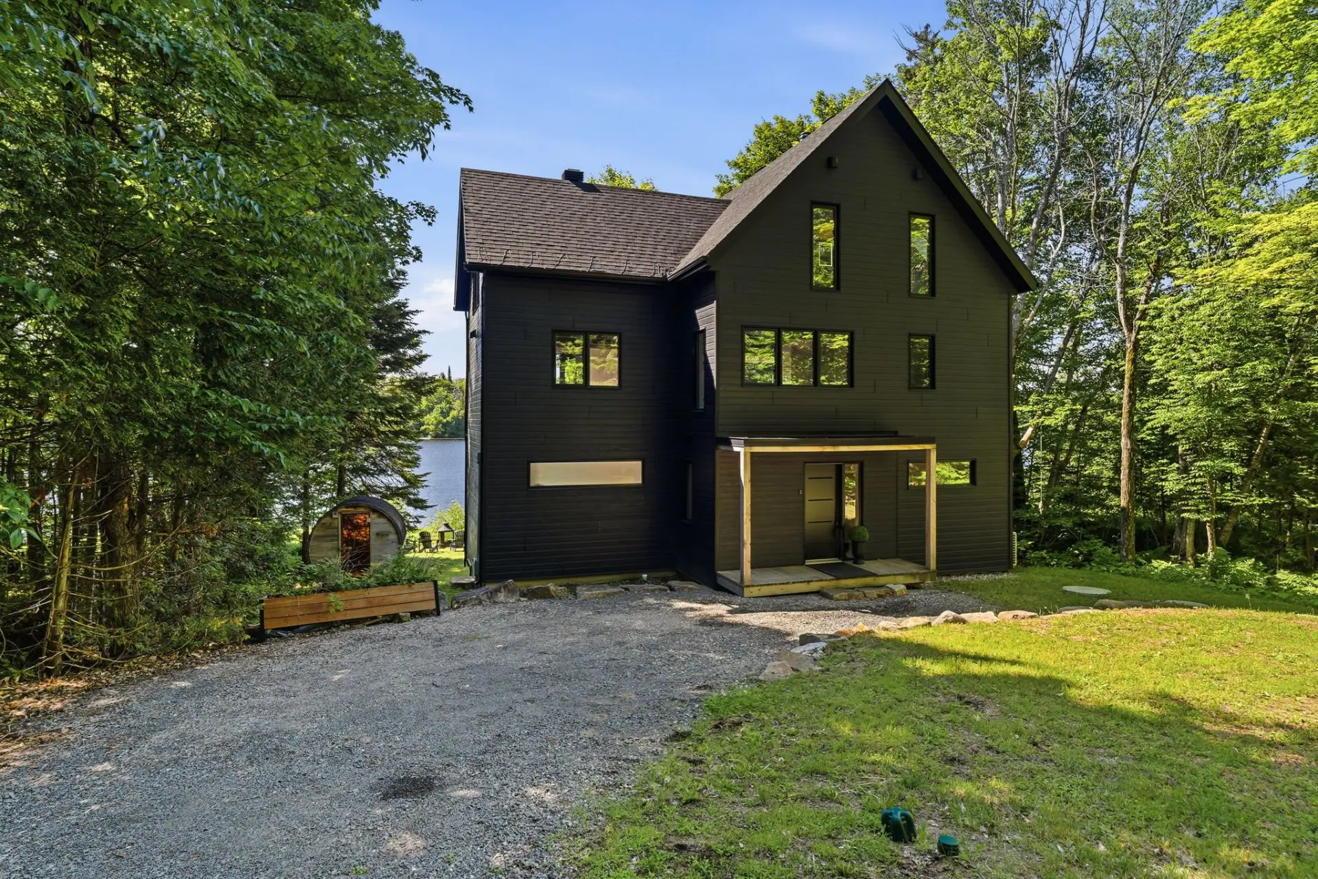 41 Ch. Lakeshore, Morin-Heights — photo 2