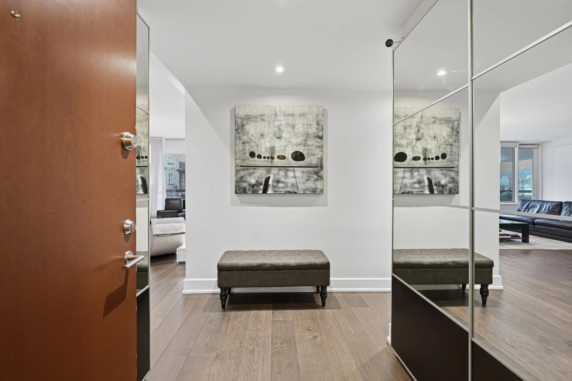1545 Av. du Docteur-Penfield, # 301 — photo 3