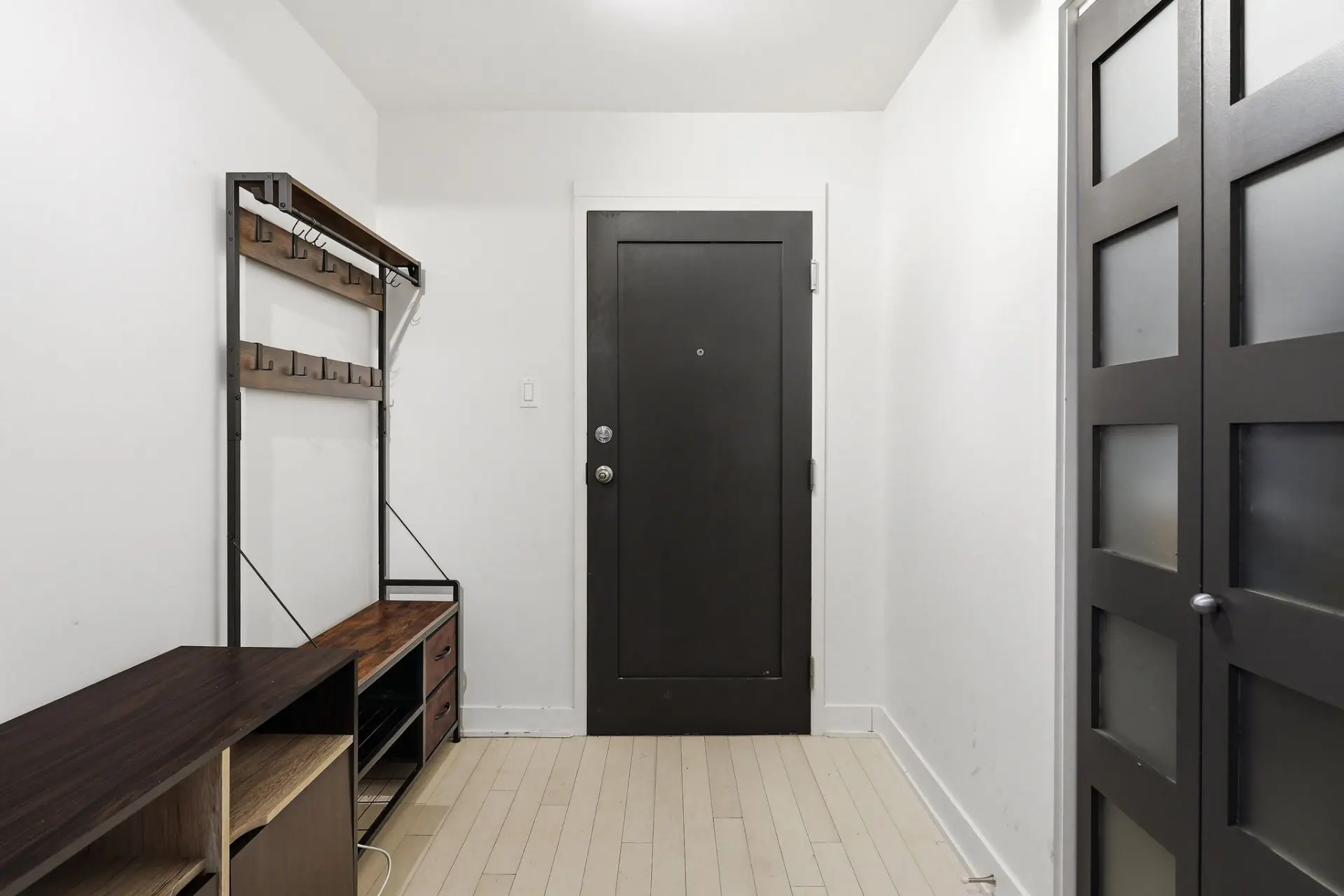 4080 Rue St-Dominique, # 102 — photo 2