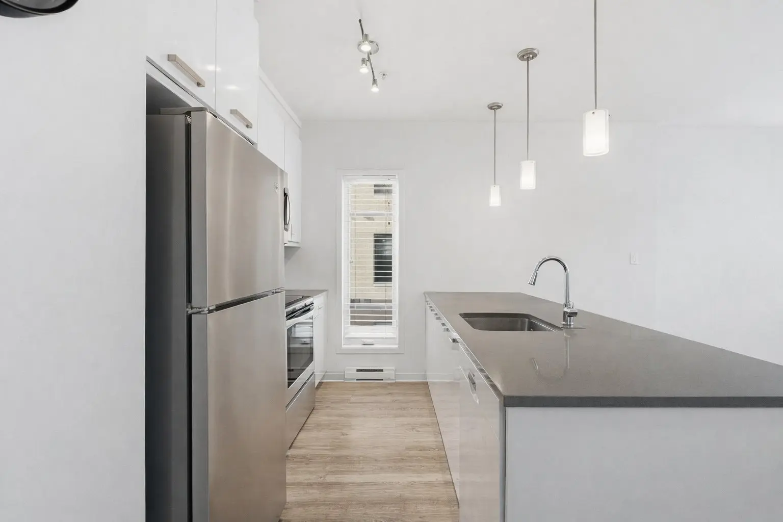 9640 Rue William-Fleming, # 209 — photo 3