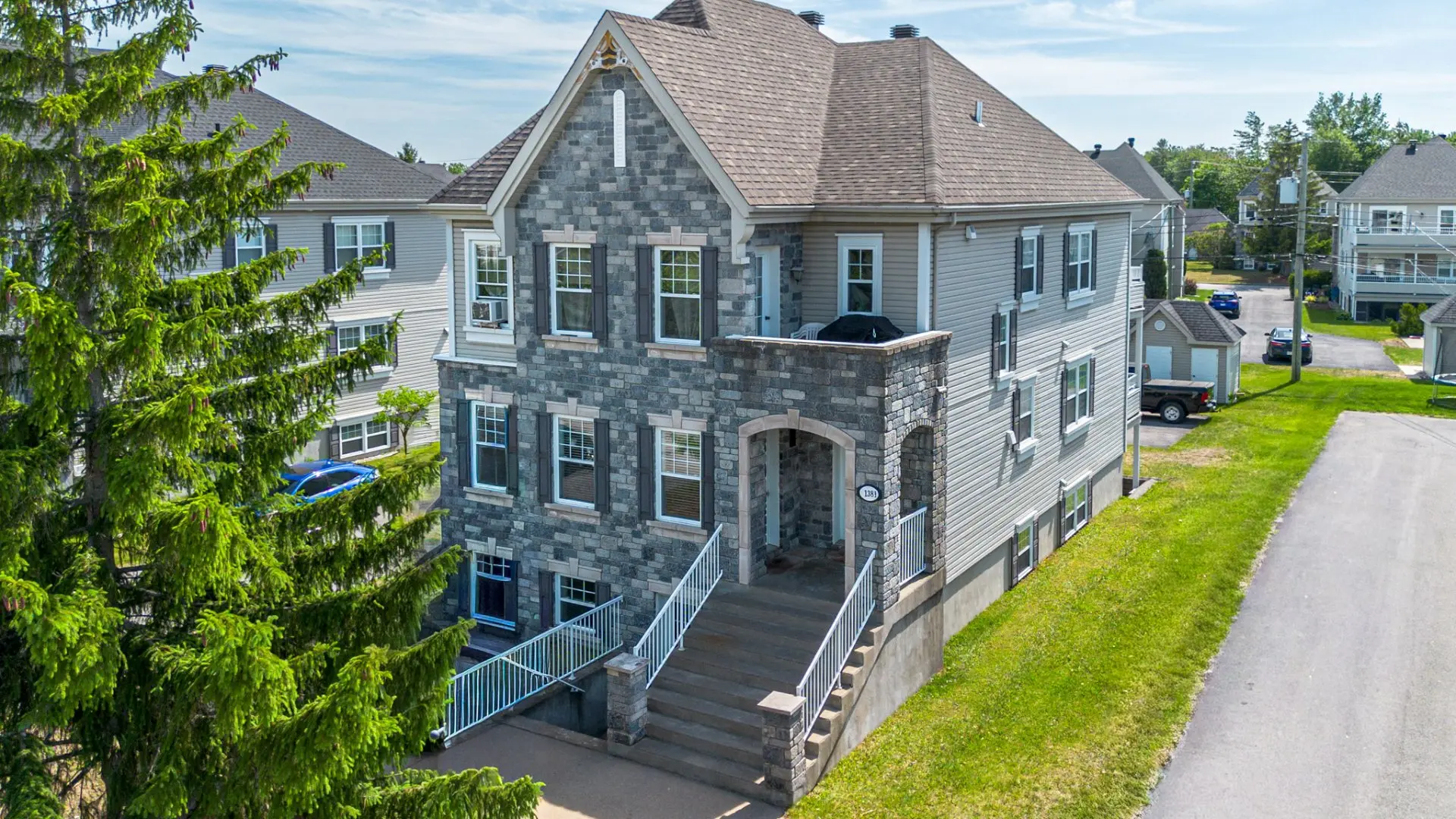 138 Av. du Sablon, Bois-des-Filion — photo 1