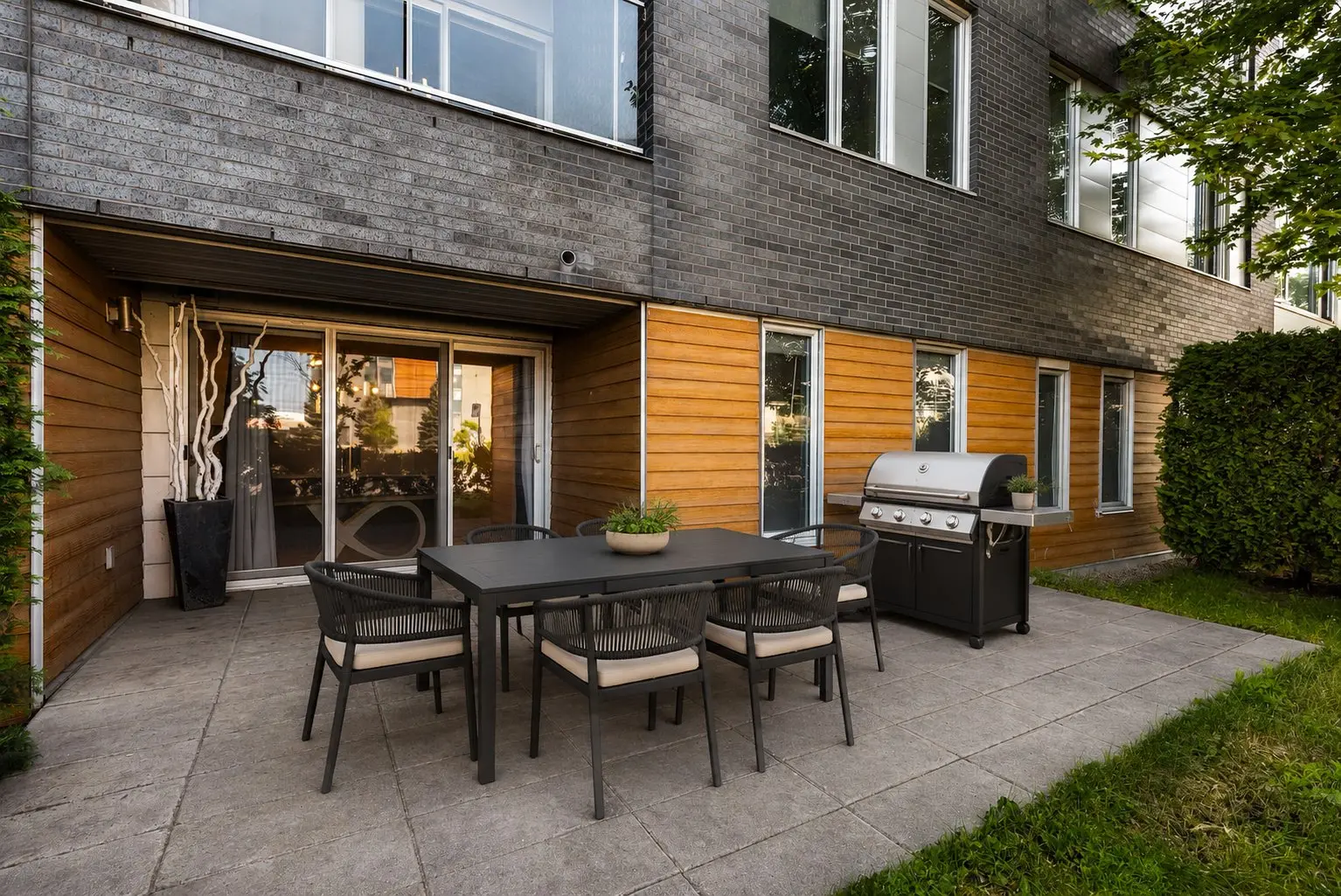 9805 Boul. Leduc, # 103, Brossard — photo 3