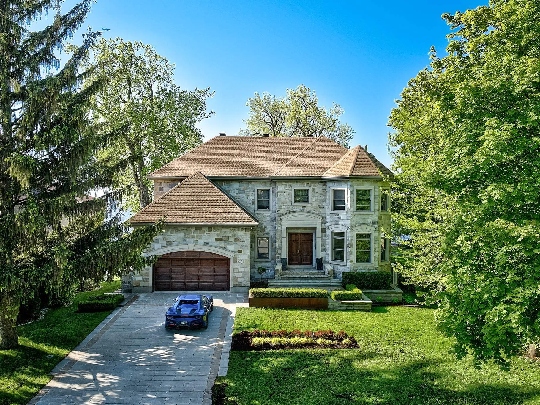 12 Av. Stewart, Pointe-Claire — photo 1