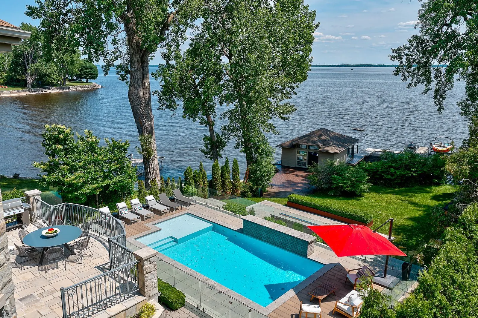 12 Av. Stewart, Pointe-Claire — photo 3