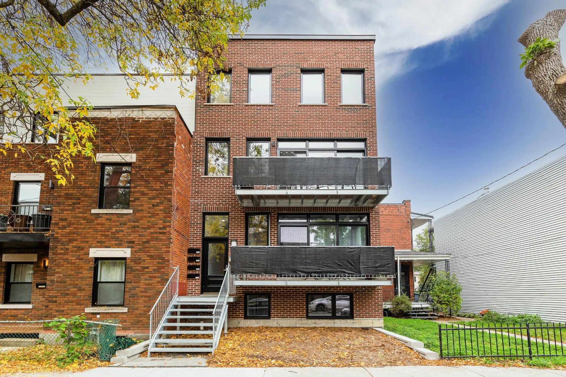 1723 Rue Le Caron — photo 1