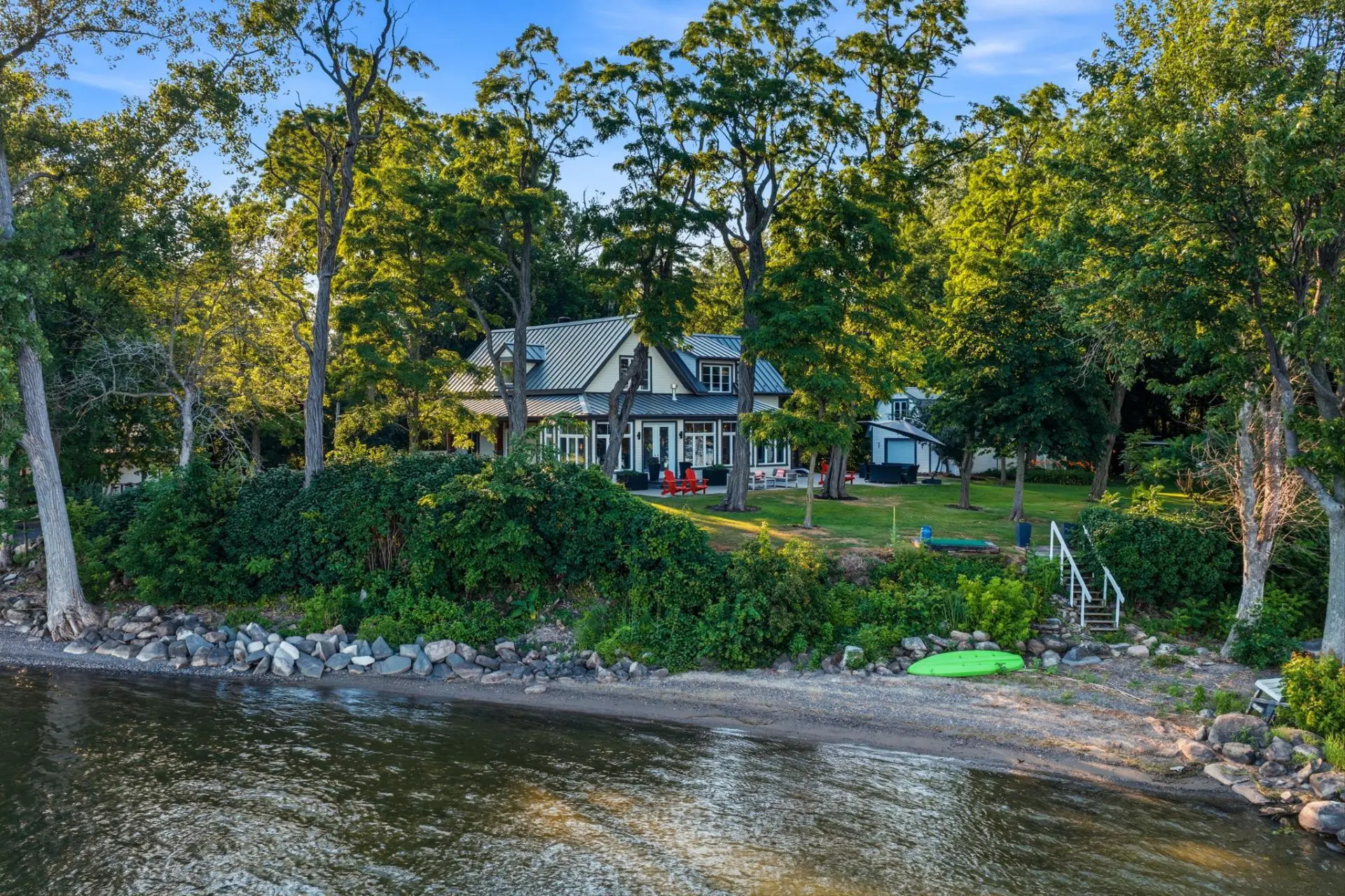 388 Rue Principale, Saint-Paul-de-l'Île-aux-Noix — photo 3
