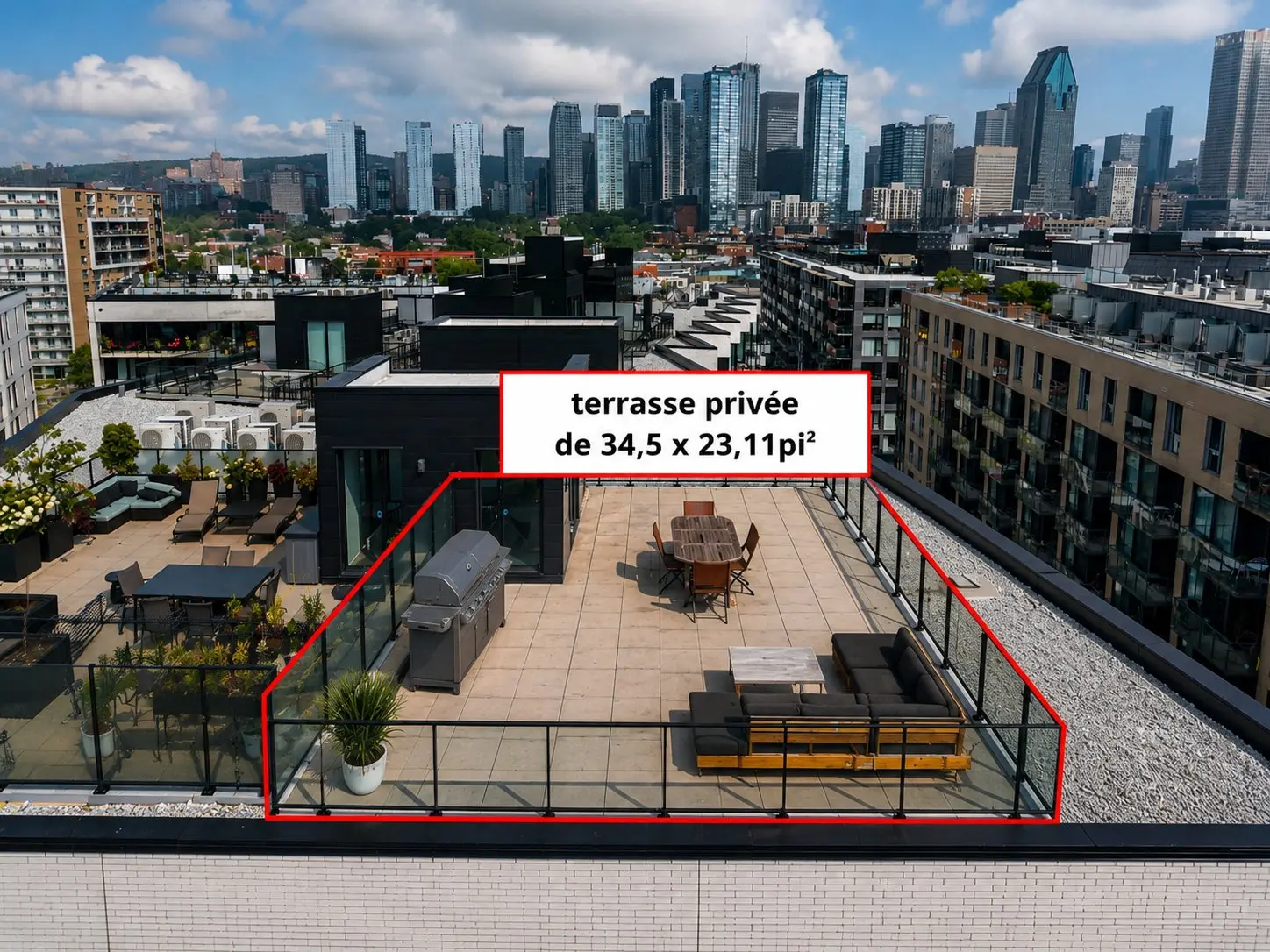 1550 Rue des Bassins, # PH818 — photo 1