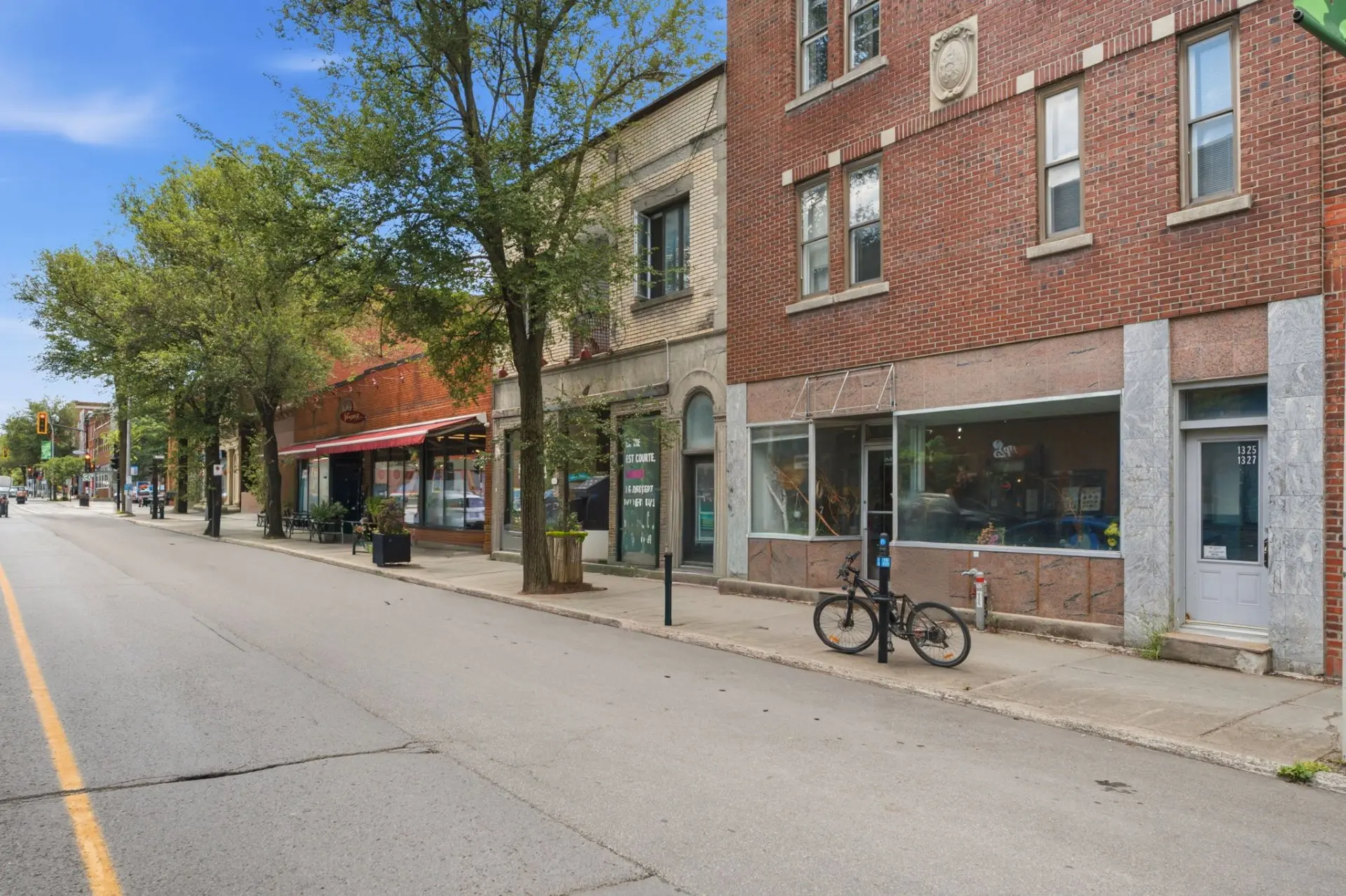 1329 Av. Van Horne — photo 3