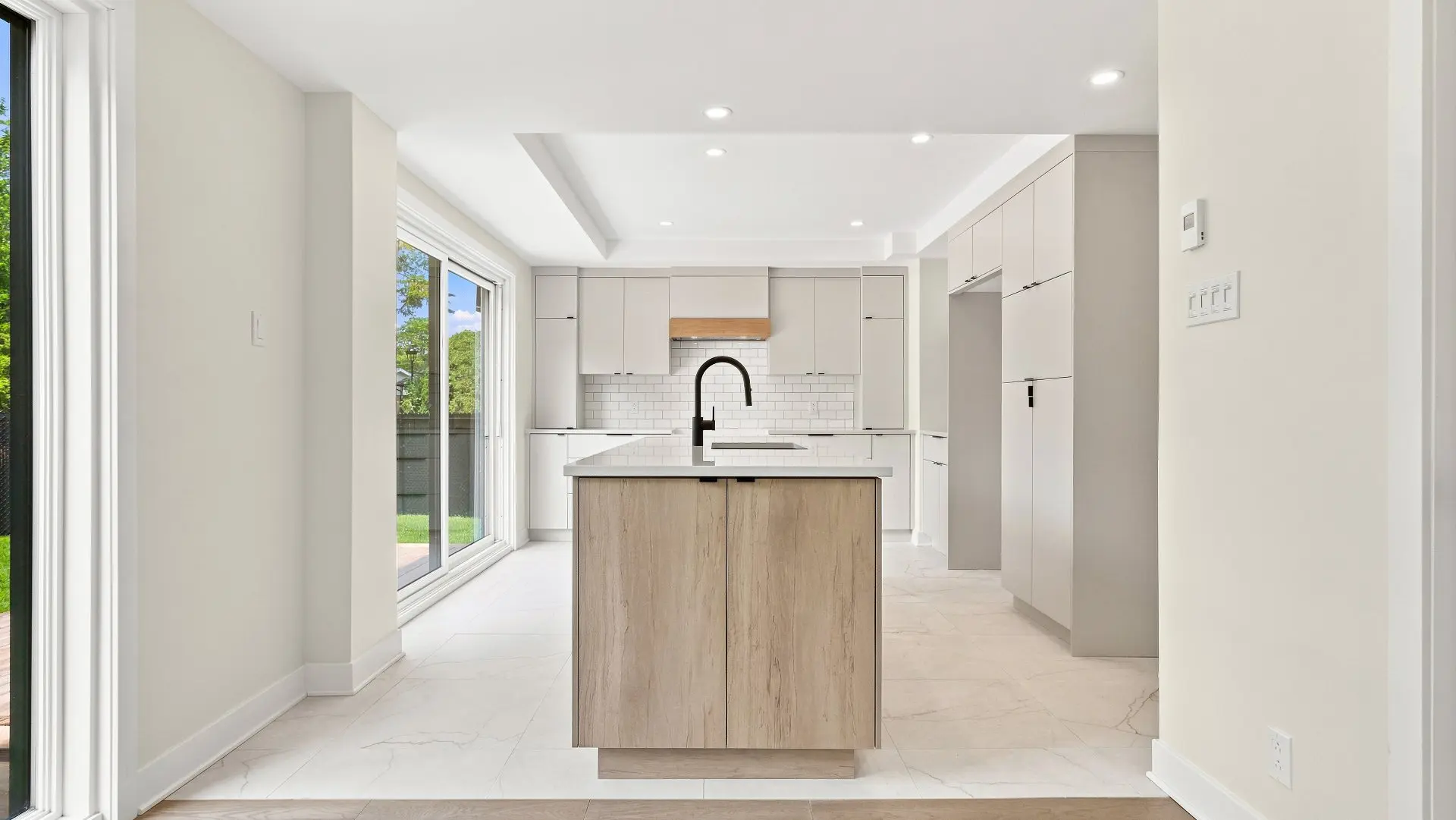 1350 Rue Hertel, Chambly — photo 3