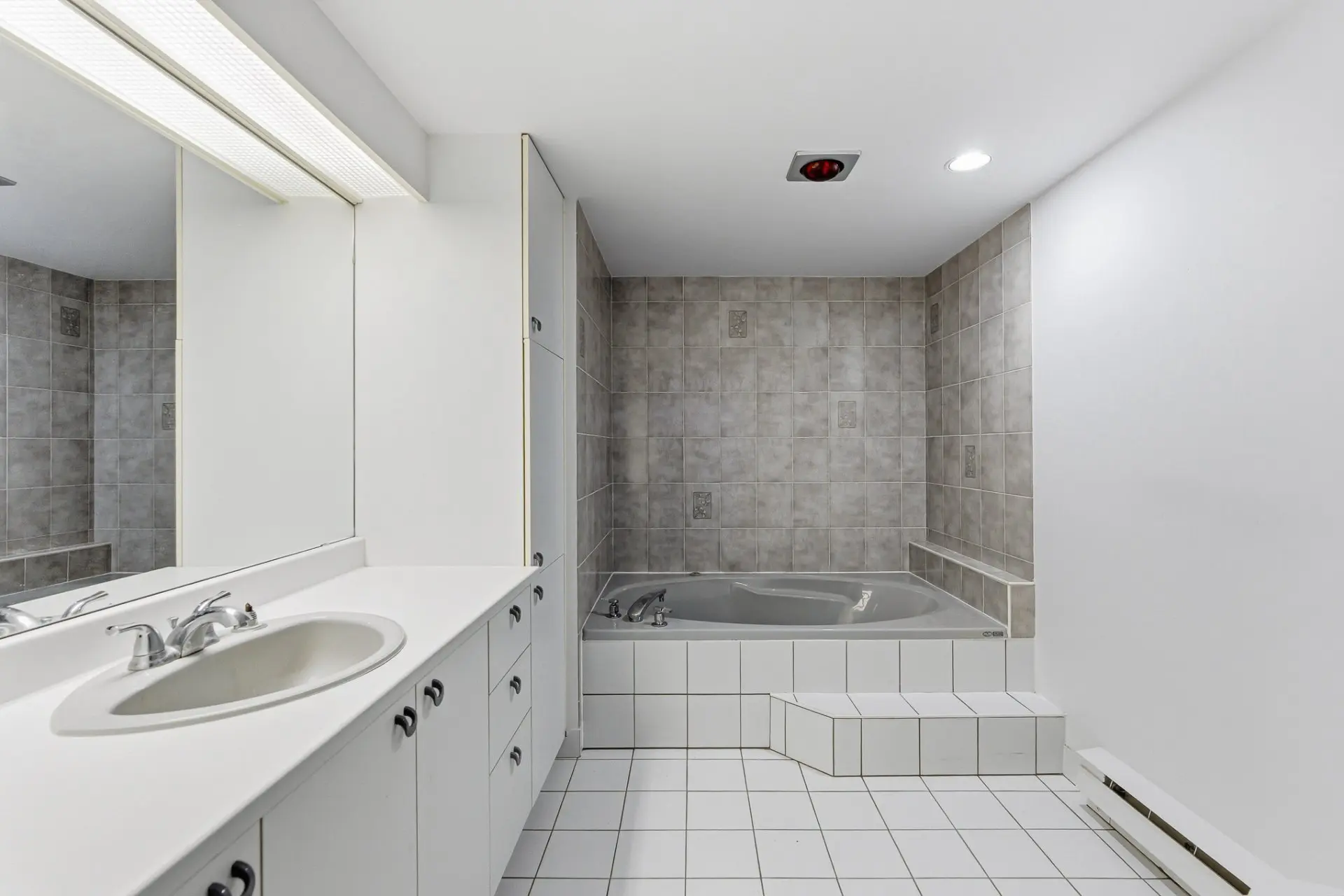 Salle de bains attenante à la CCP