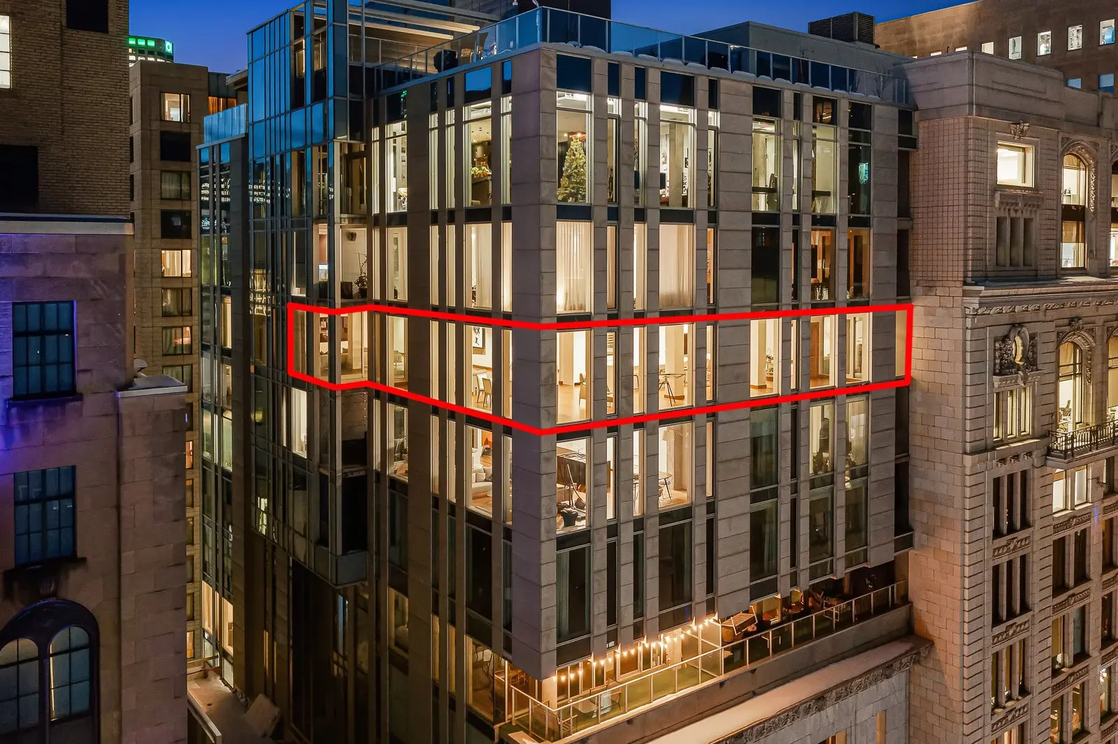 221 Rue St-Jacques, # 1401 — photo 1