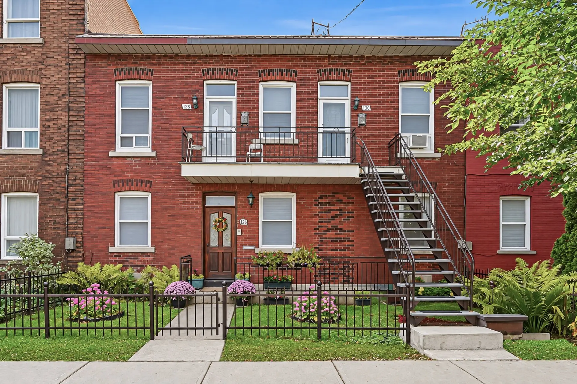 130 Rue Gordon — photo 1