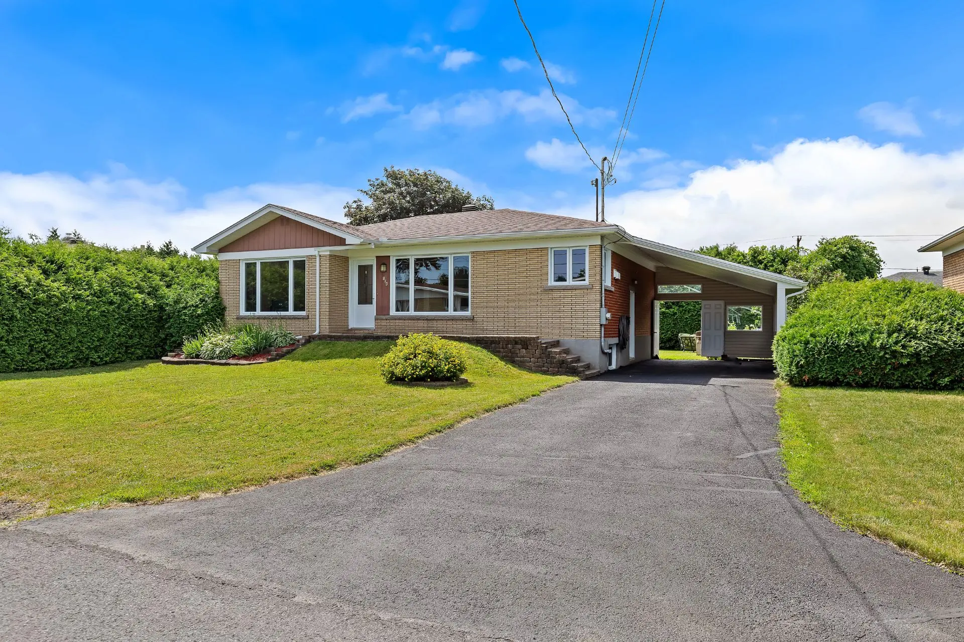 104 Rue Ste-Marguerite, Saint-Jean-sur-Richelieu — photo 2