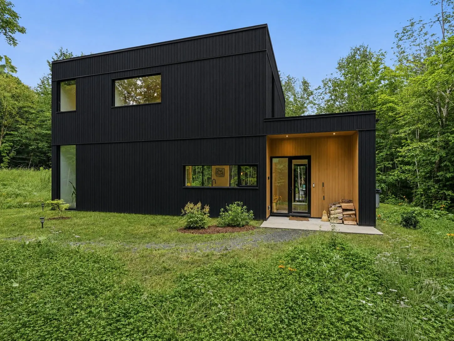 48 Ch. du Pic-de-l'Ours, Eastman — photo 1