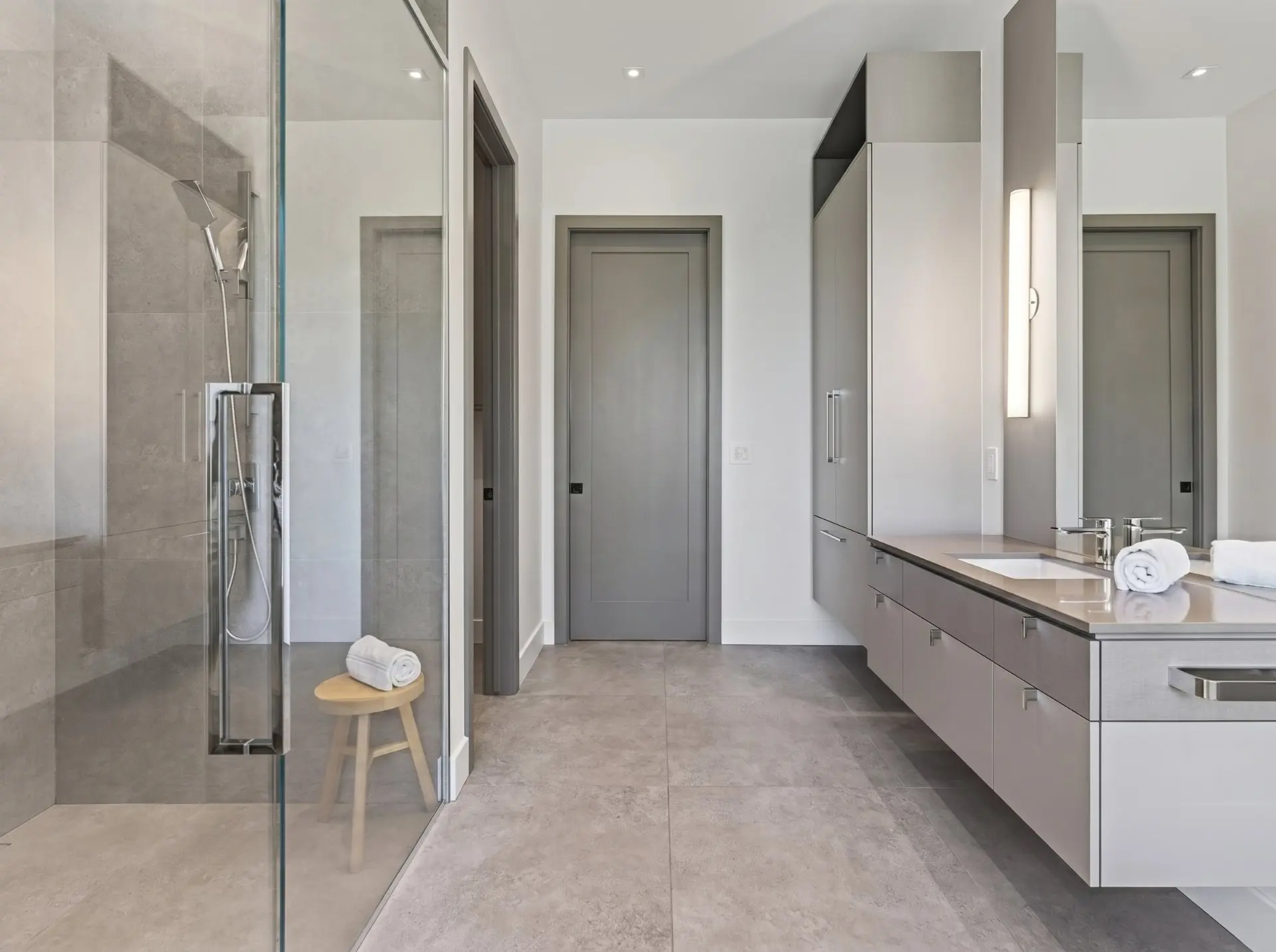 Salle de bains attenante à la CCP