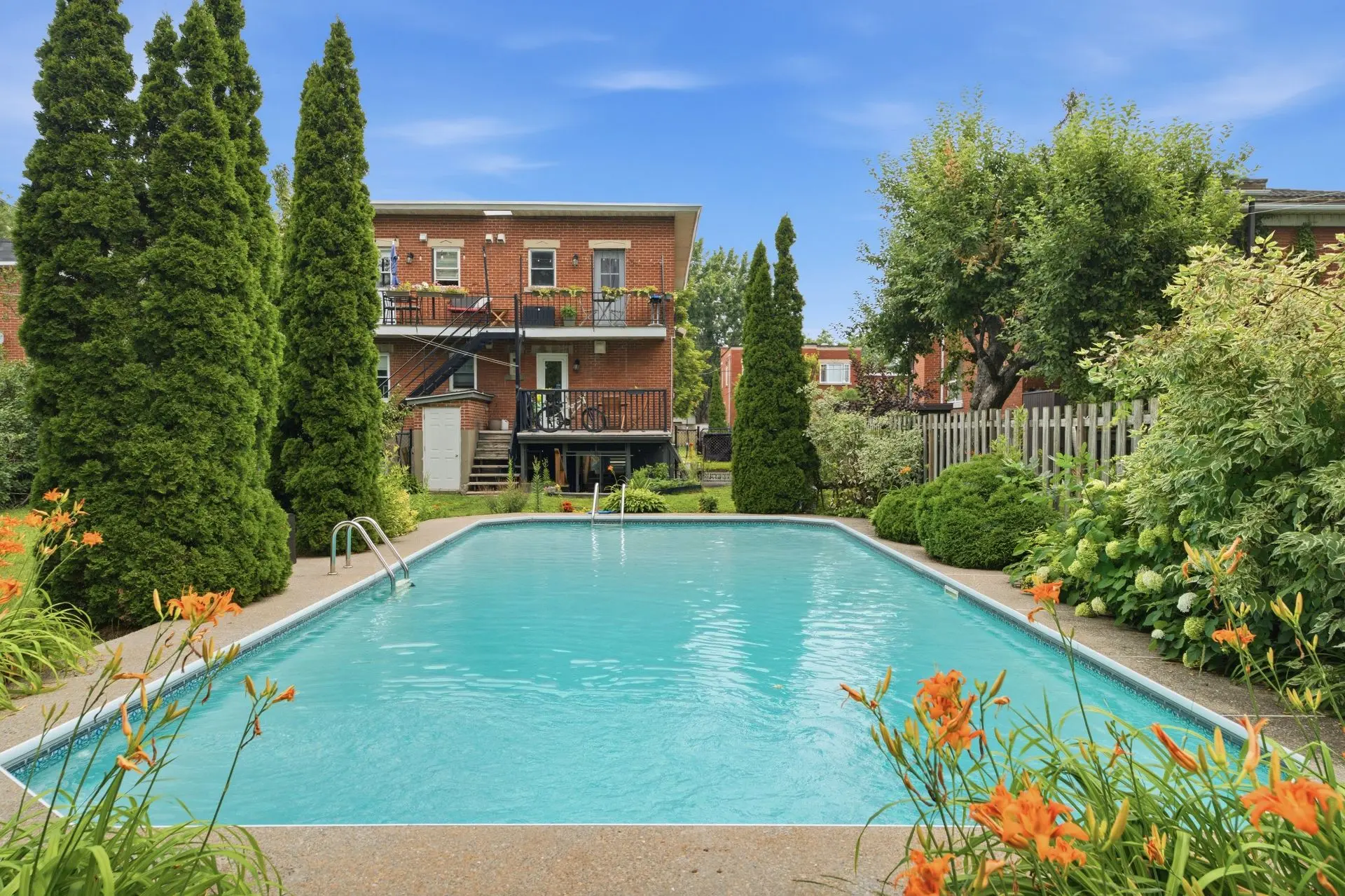 880 Rue Montarville — photo 3