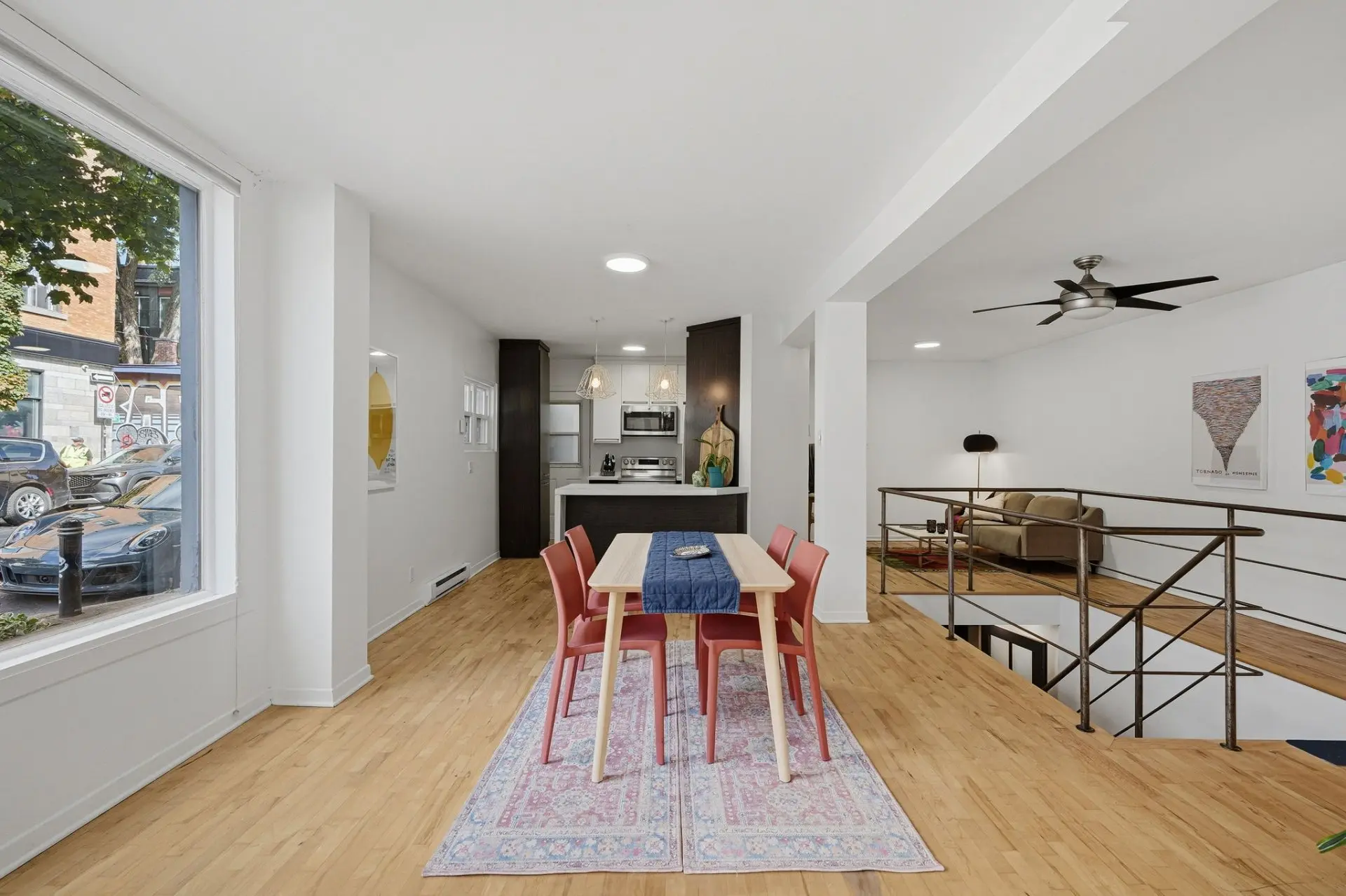 350 Rue Roy E. — photo 1