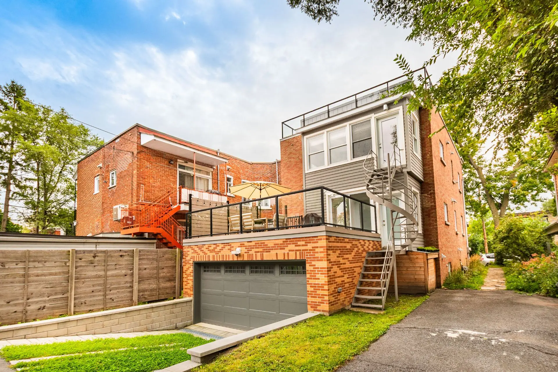 10953 Av. de l'Esplanade — photo 3