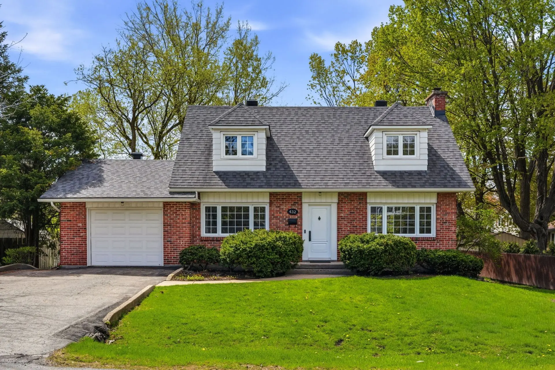 432 Beaurepaire Drive, Beaconsfield — photo 1