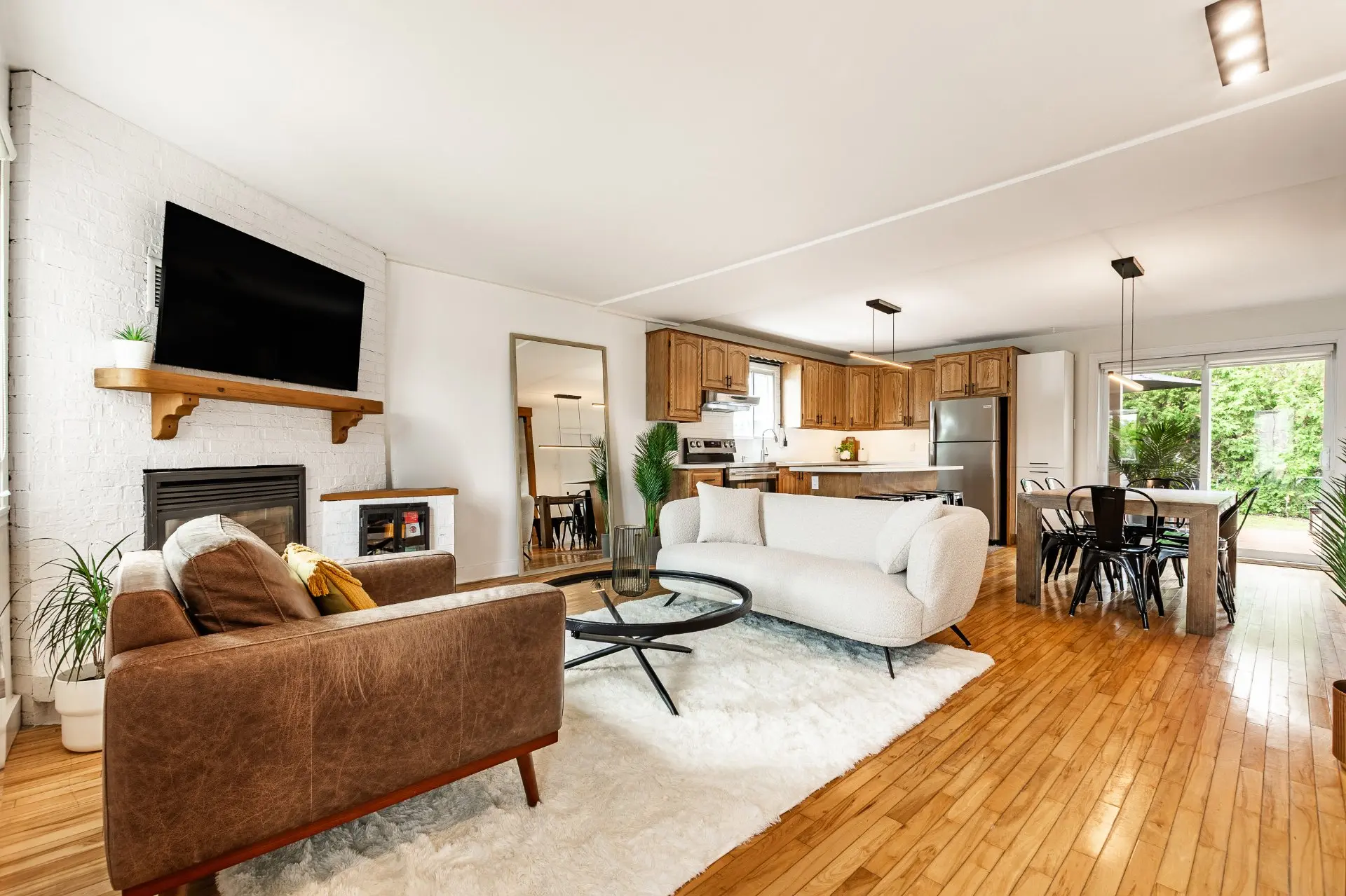 614 Rue St-Sacrement — photo 3